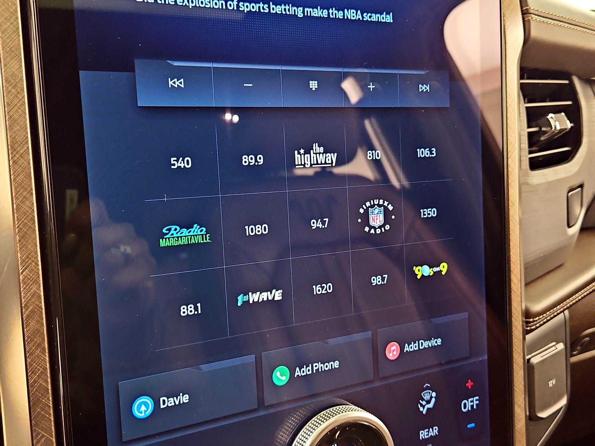 Thumbnail: 2023 Ford Expedition MAX - 16