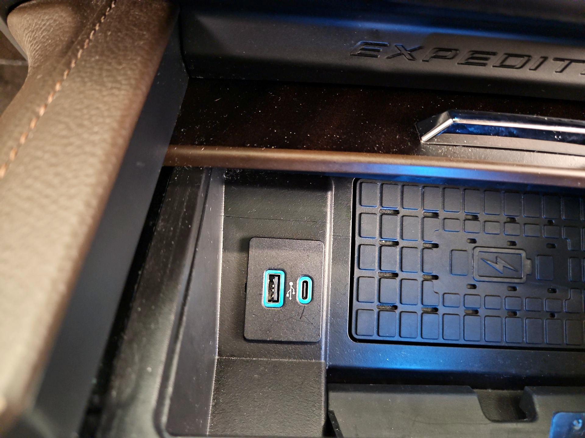 Thumbnail: 2023 Ford Expedition MAX - 19