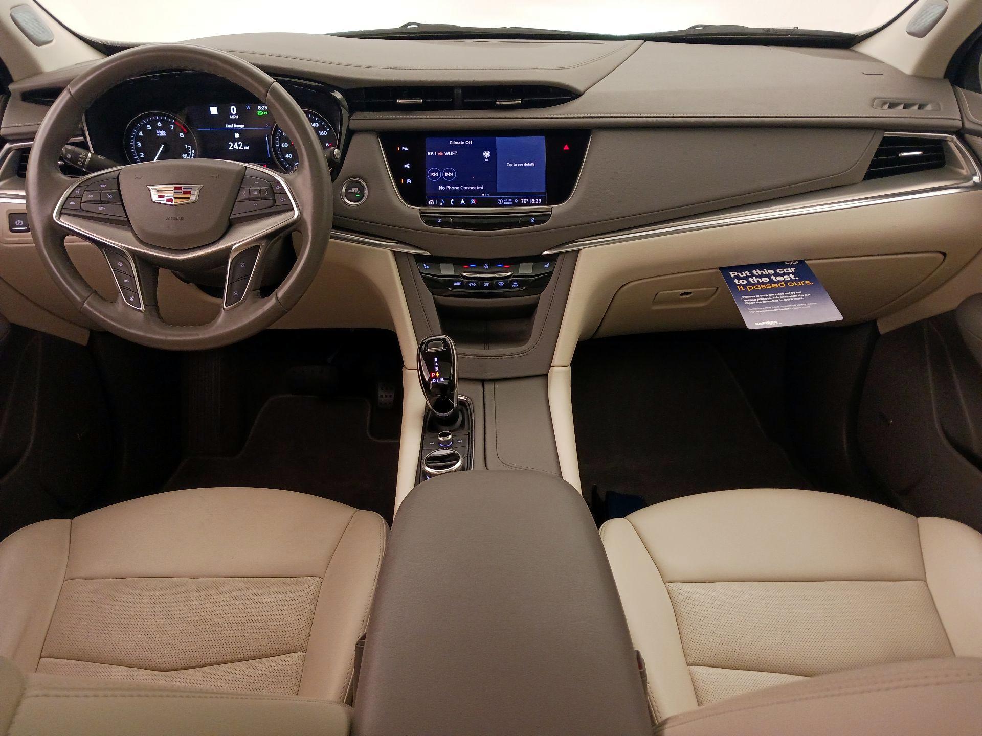Thumbnail: 2023 Cadillac XT5 - 9