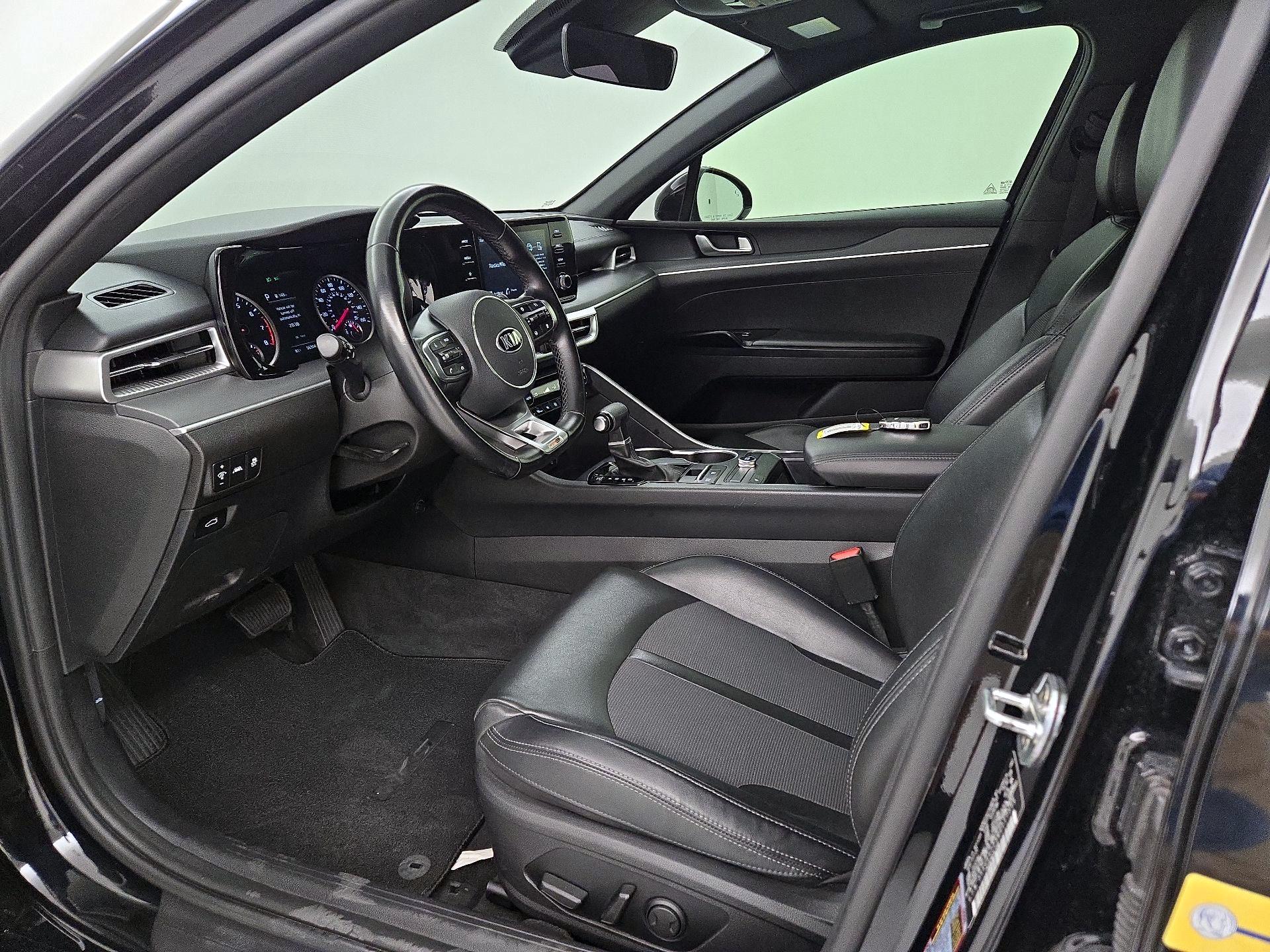 Thumbnail: 2021 Kia K5 - 9