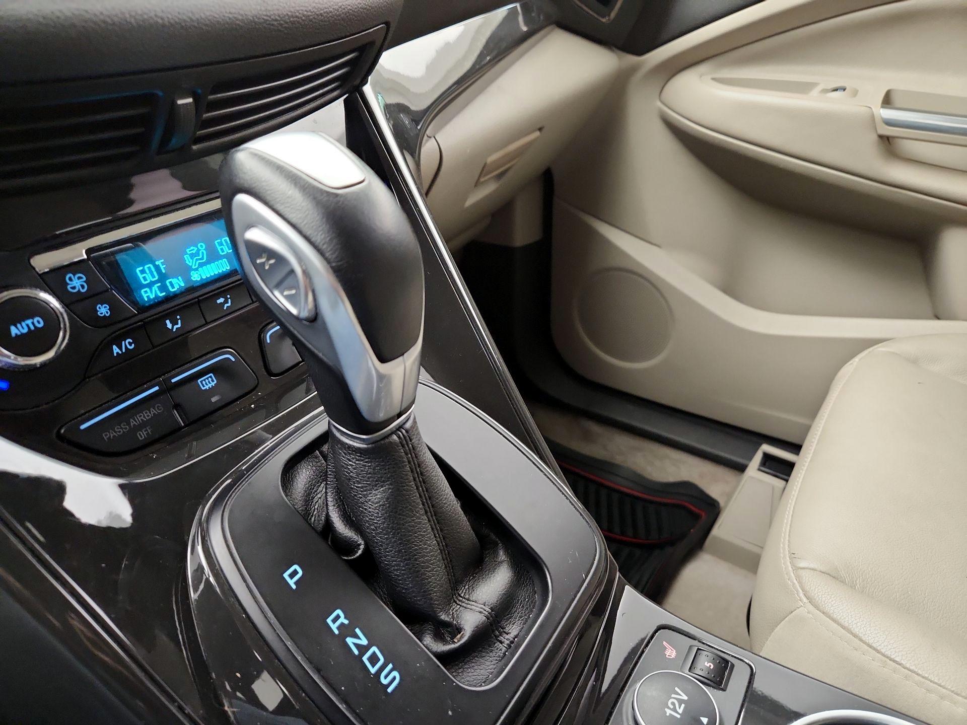 Thumbnail: 2014 Ford Escape - 15