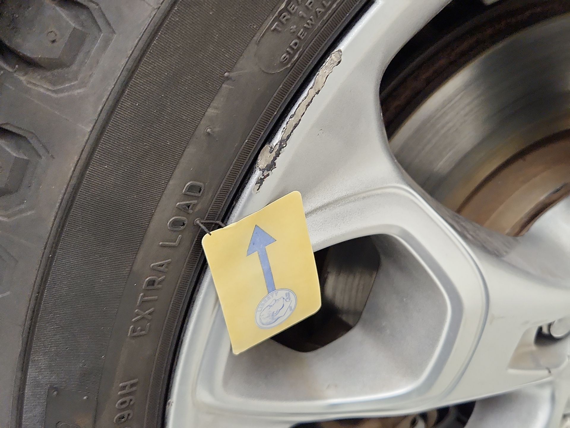 Thumbnail: 2014 Ford Escape - 19