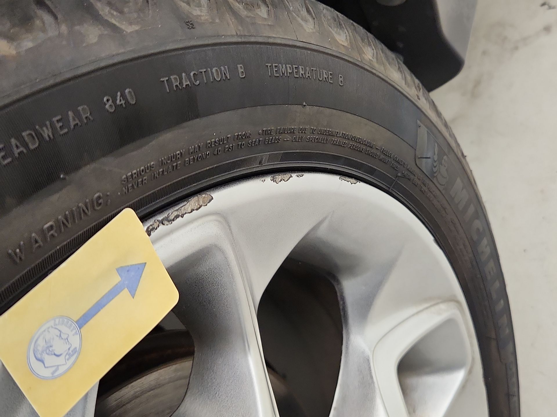 Thumbnail: 2014 Ford Escape - 20