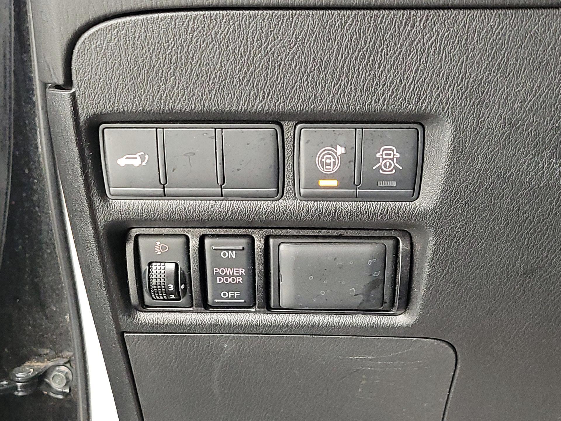 Thumbnail: 2019 Nissan Armada - 13