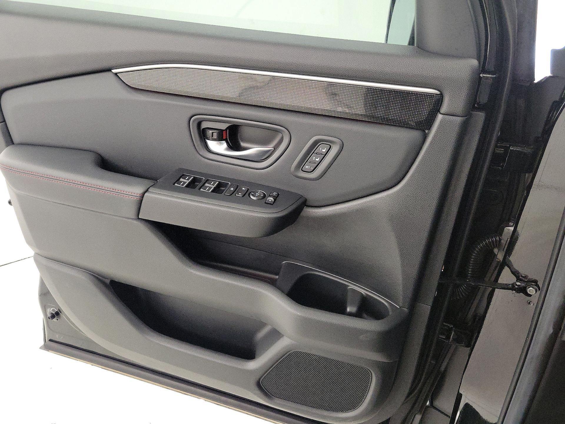 Thumbnail: 2025 Honda Pilot - 12