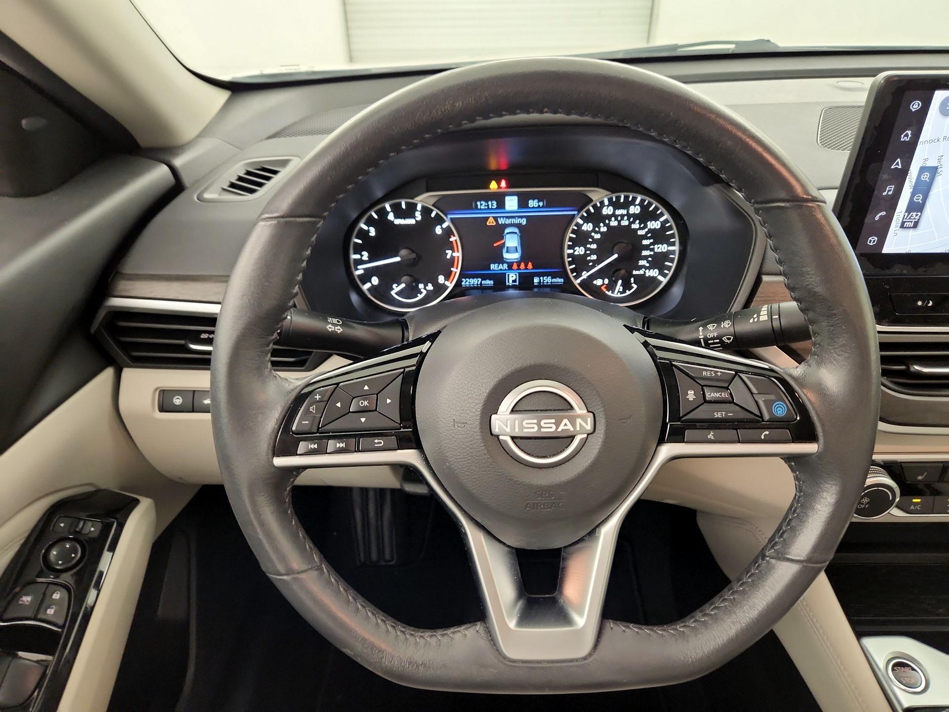 Thumbnail: 2023 Nissan Altima - 10