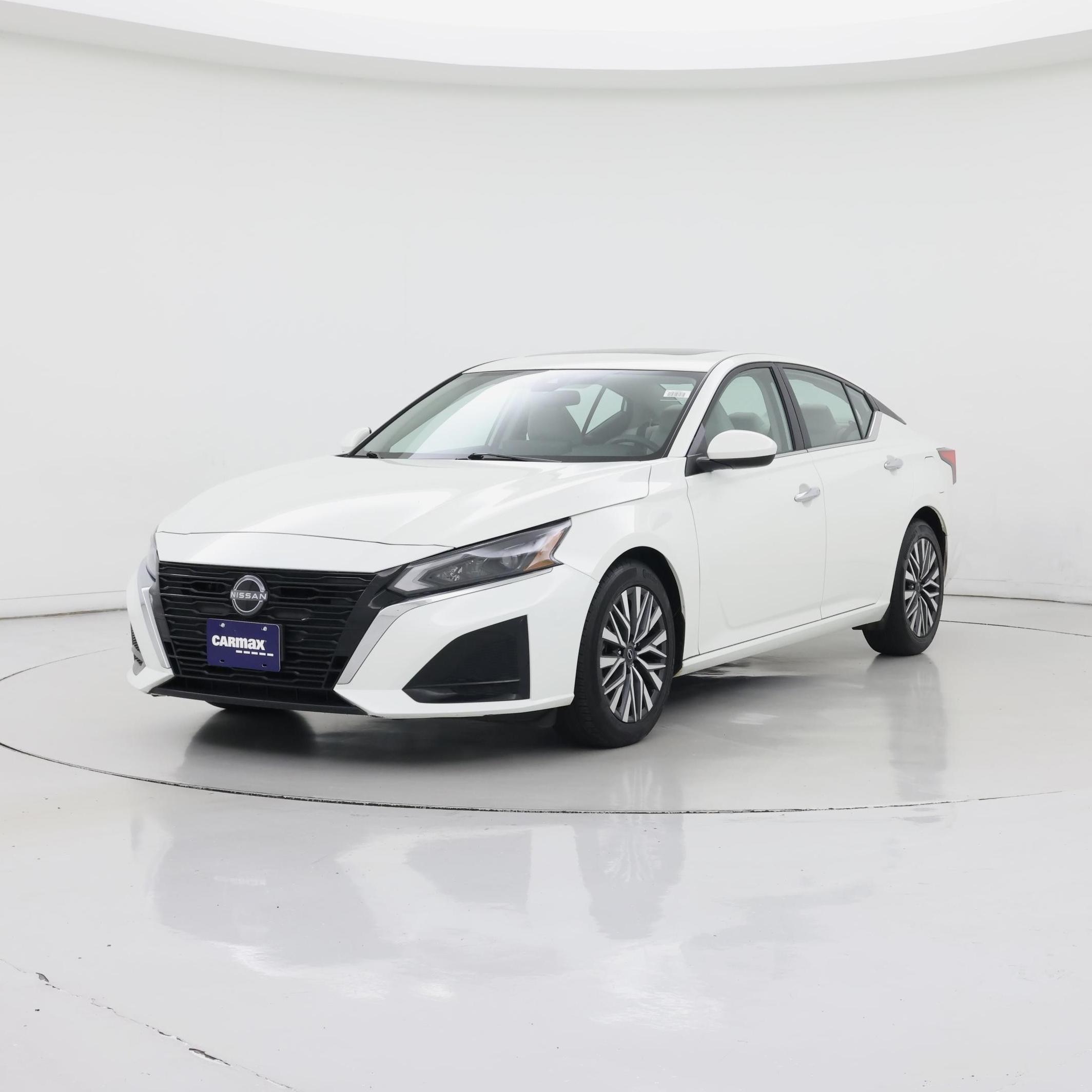 Thumbnail: 2023 Nissan Altima - 4