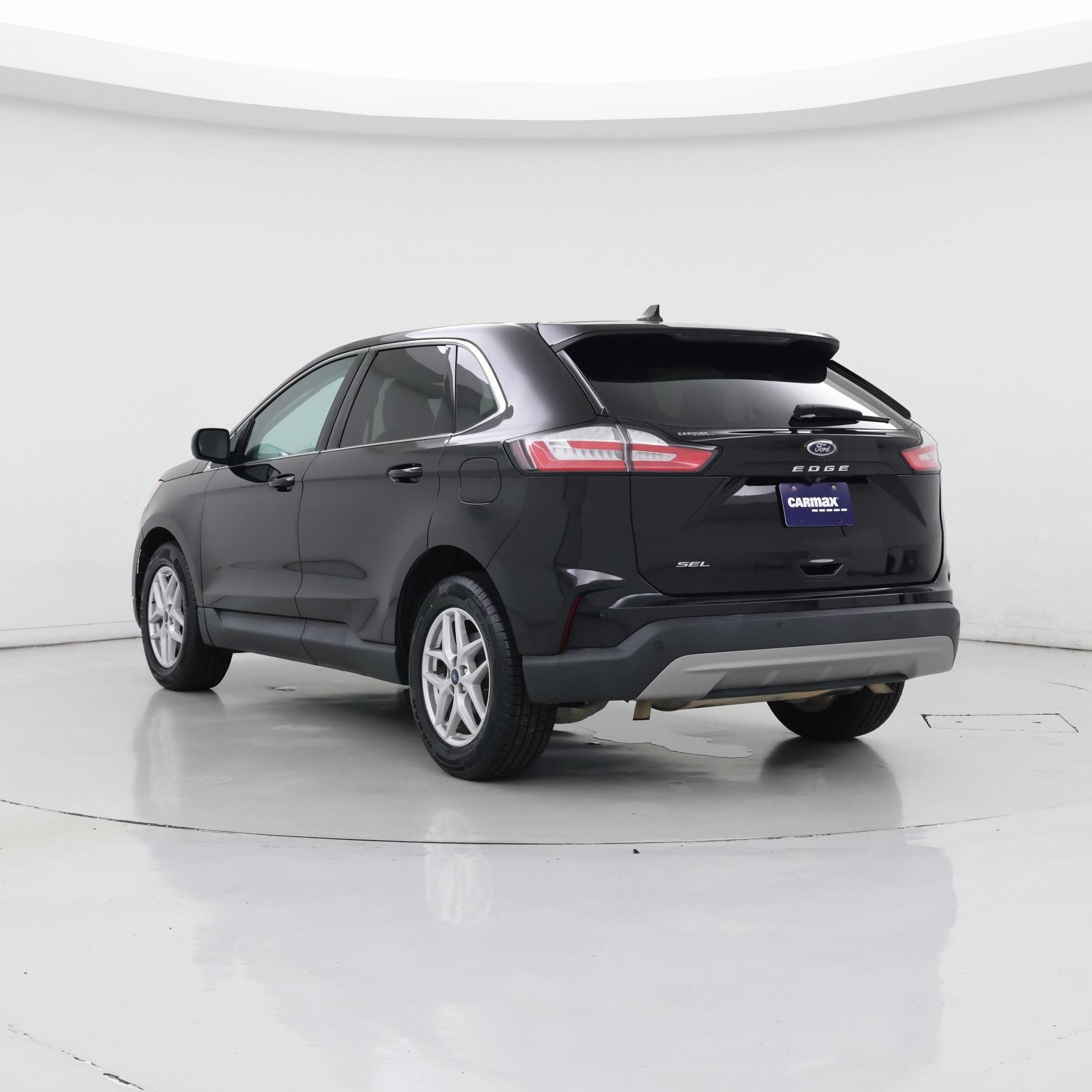 Thumbnail: 2021 Ford Edge - 2