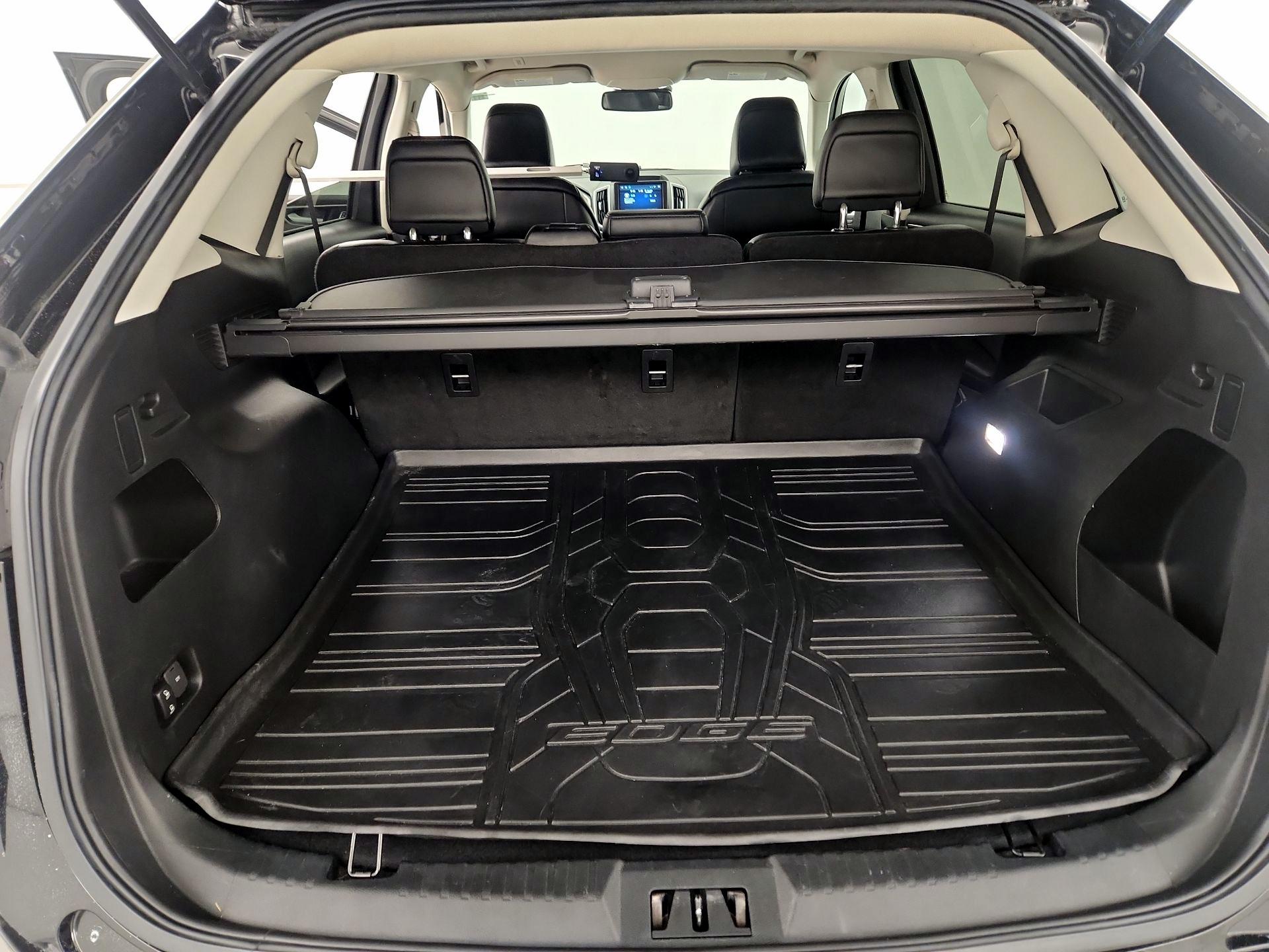 Thumbnail: 2021 Ford Edge - 20