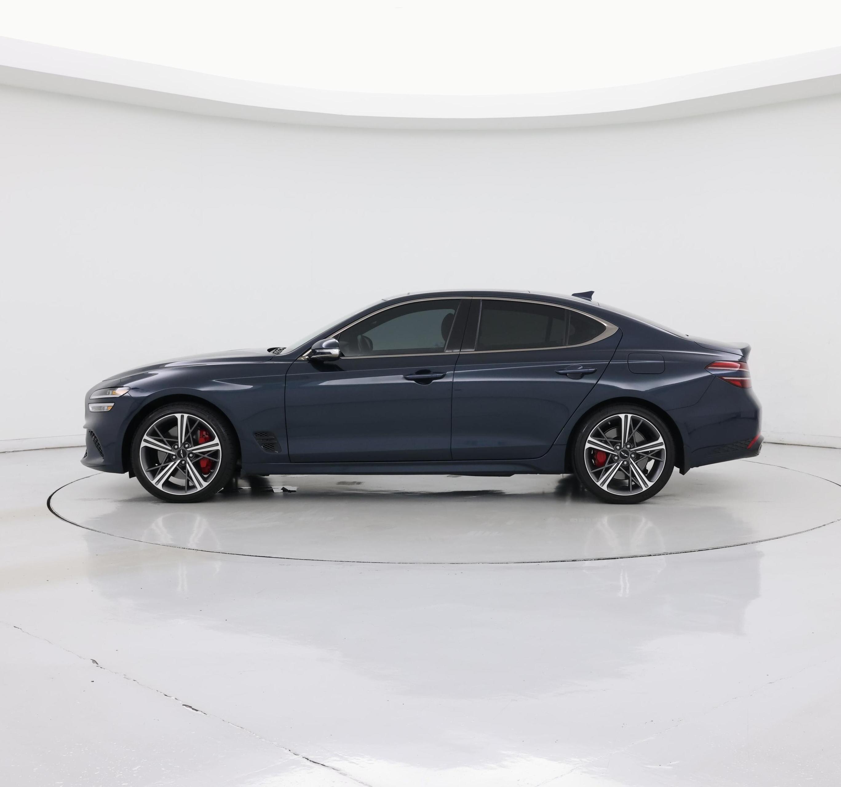Thumbnail: 2024 Genesis G70 - 3