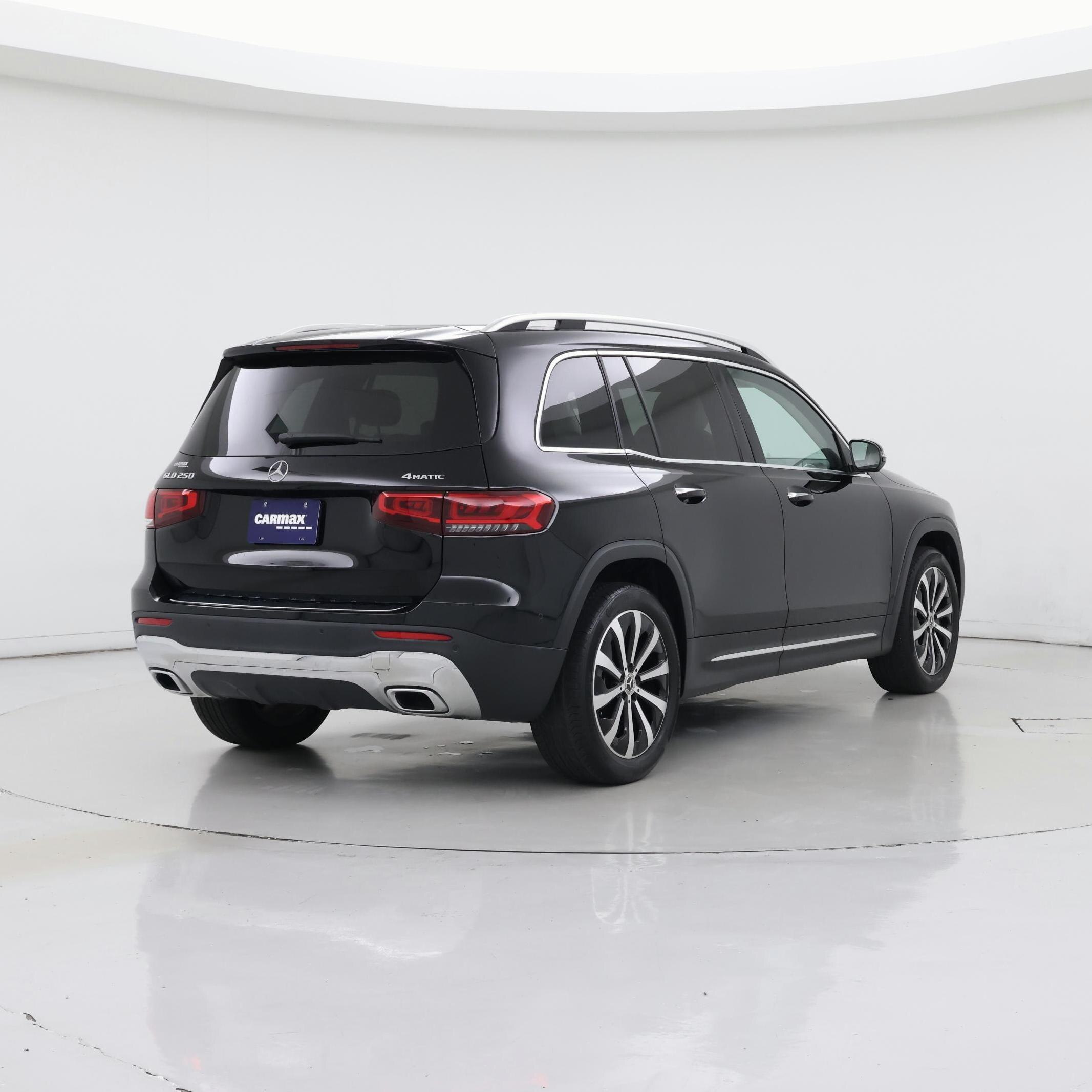 Thumbnail: 2023 Mercedes-Benz GLB - 8