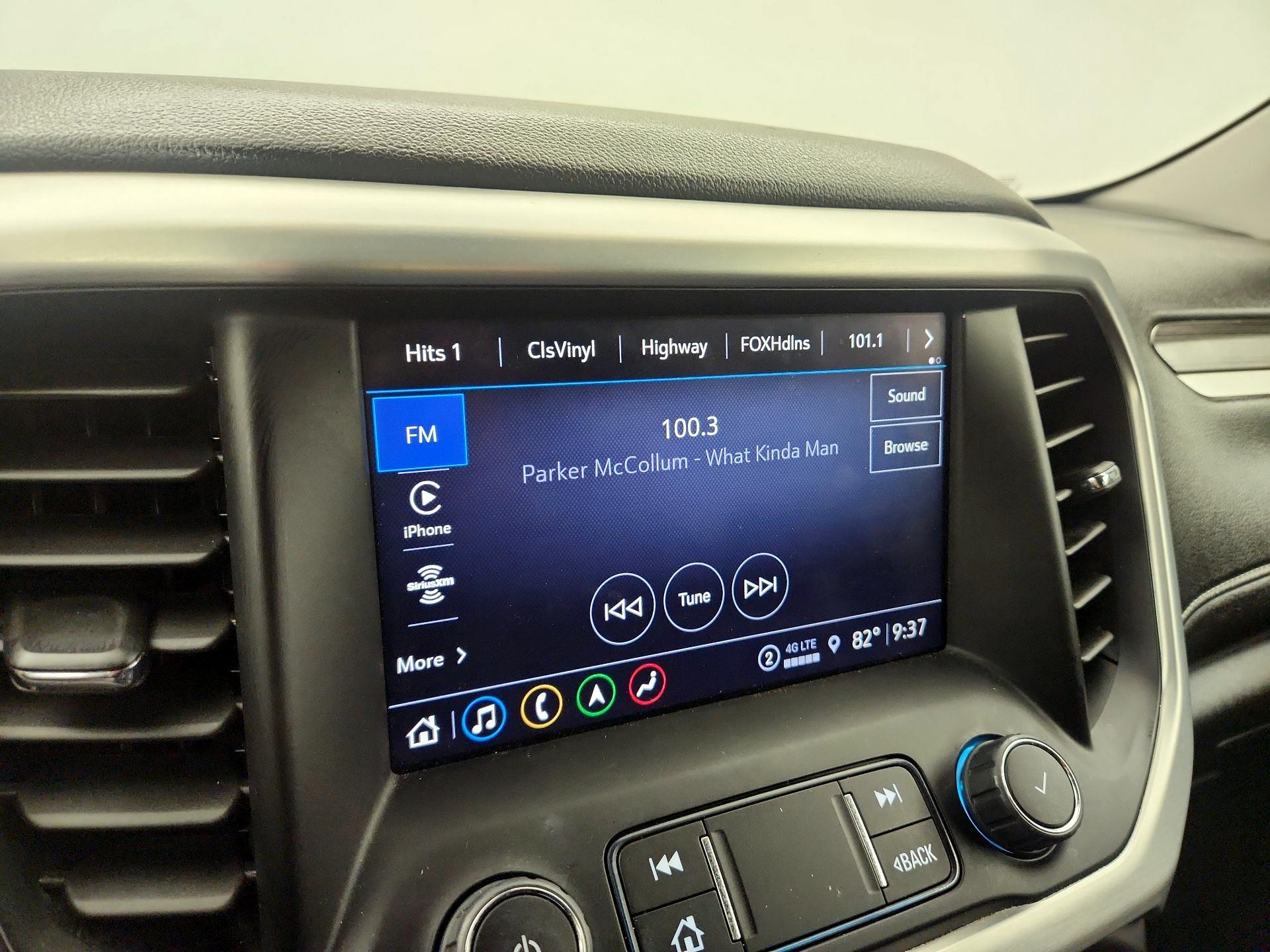 Thumbnail: 2023 GMC Acadia - 16