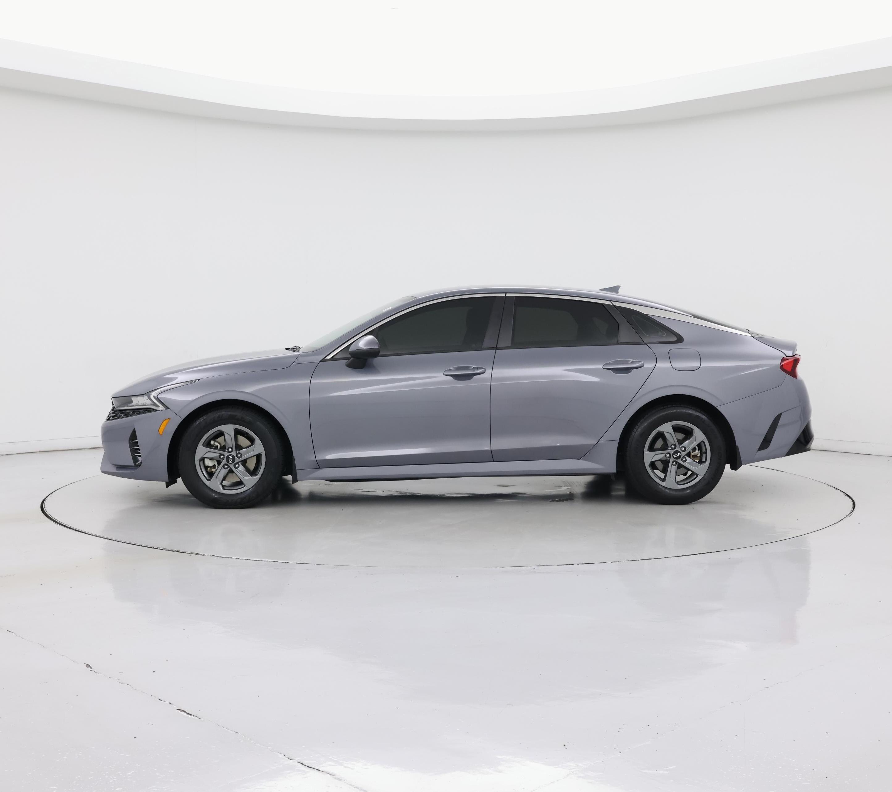 Thumbnail: 2021 Kia K5 - 3