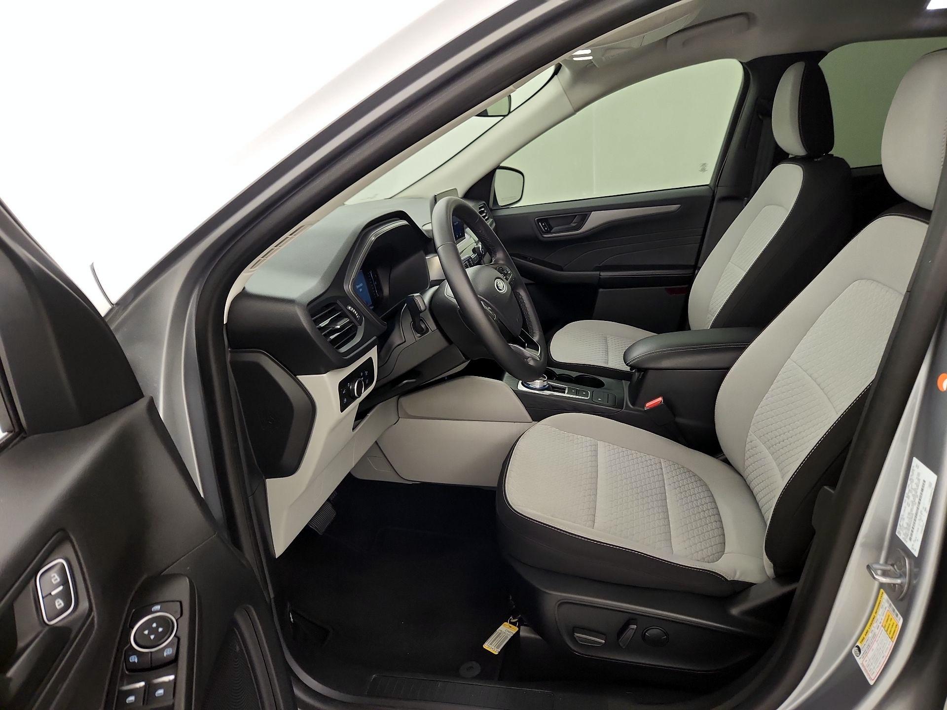 Thumbnail: 2023 Ford Escape - 11