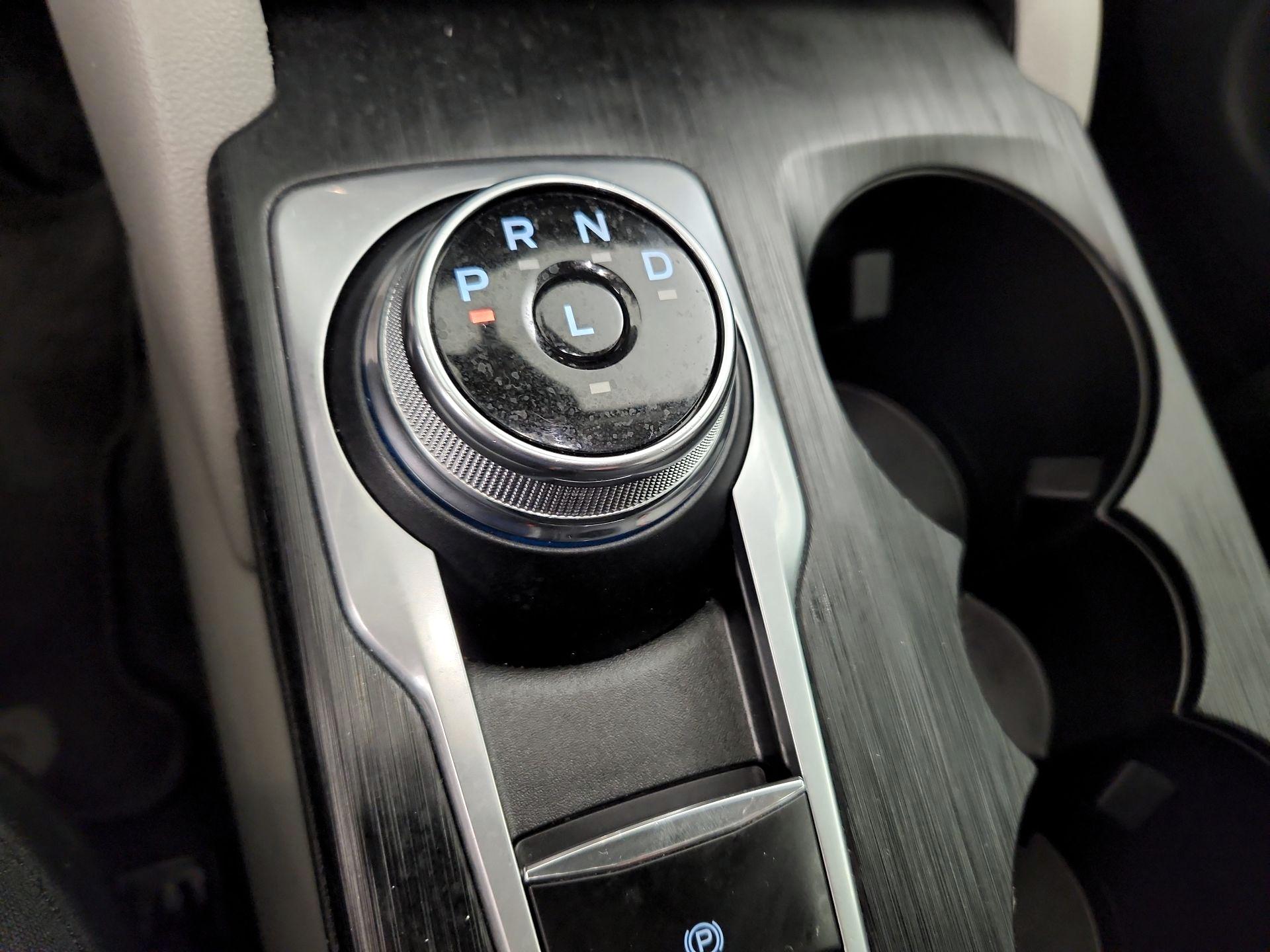 Thumbnail: 2023 Ford Escape - 17