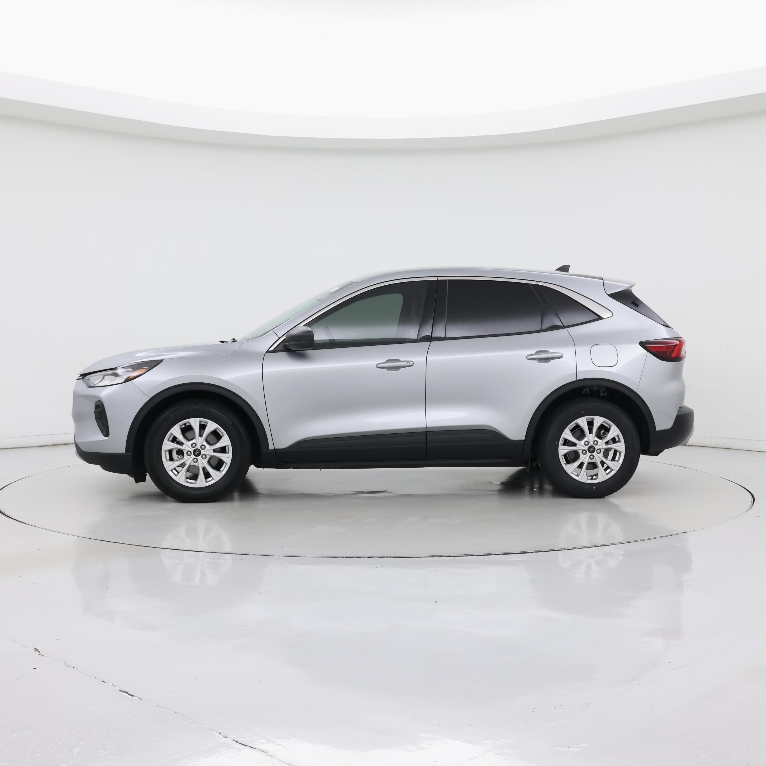 Thumbnail: 2023 Ford Escape - 3