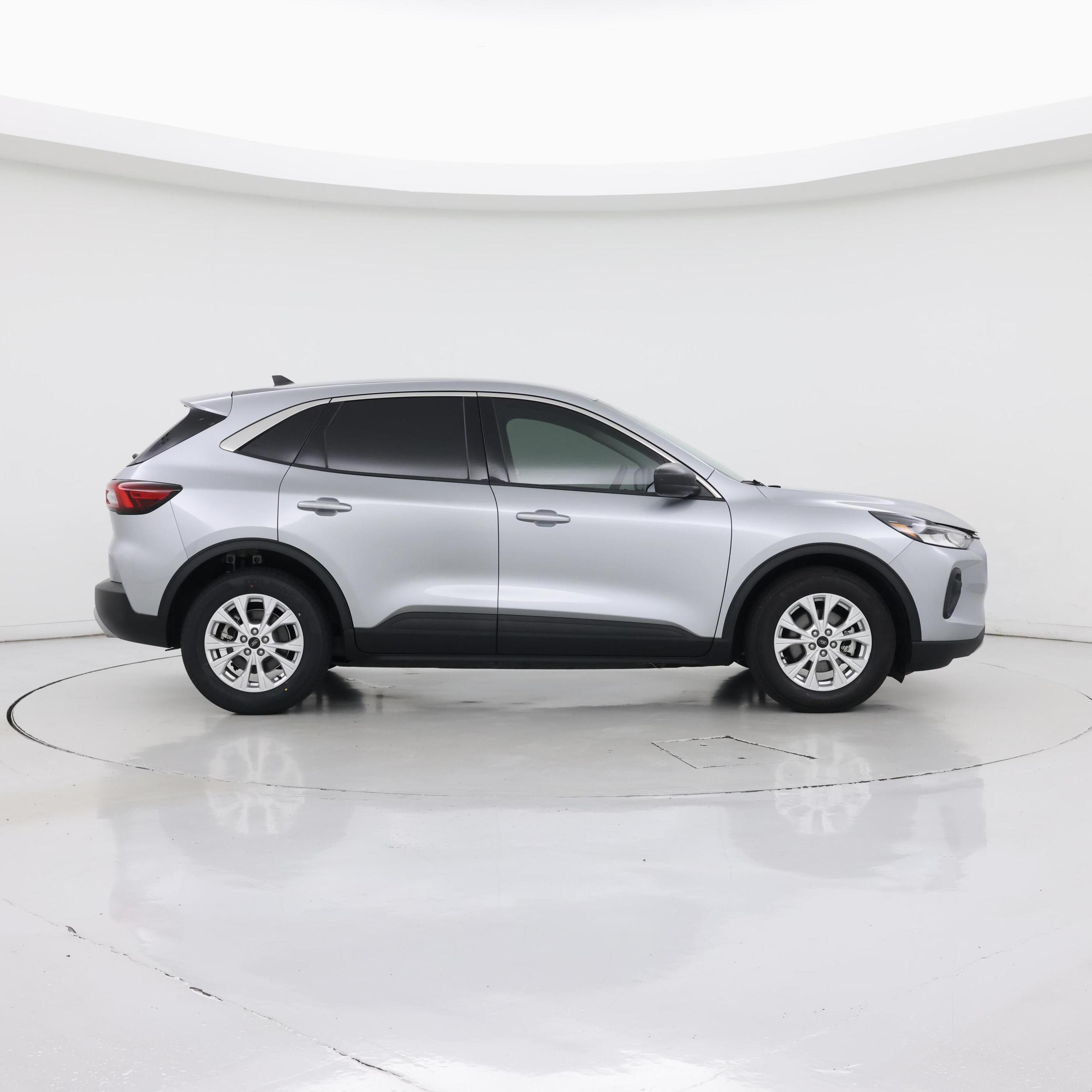 Thumbnail: 2023 Ford Escape - 7
