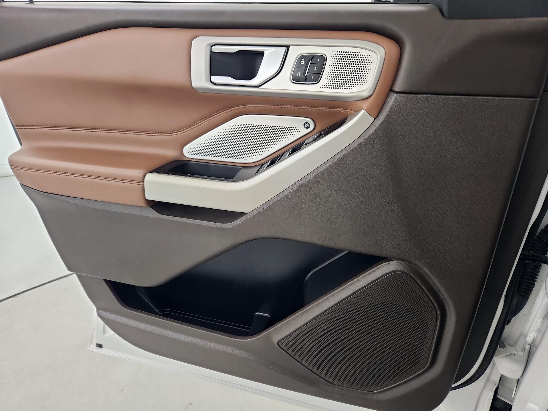 Thumbnail: 2022 Ford Explorer - 12