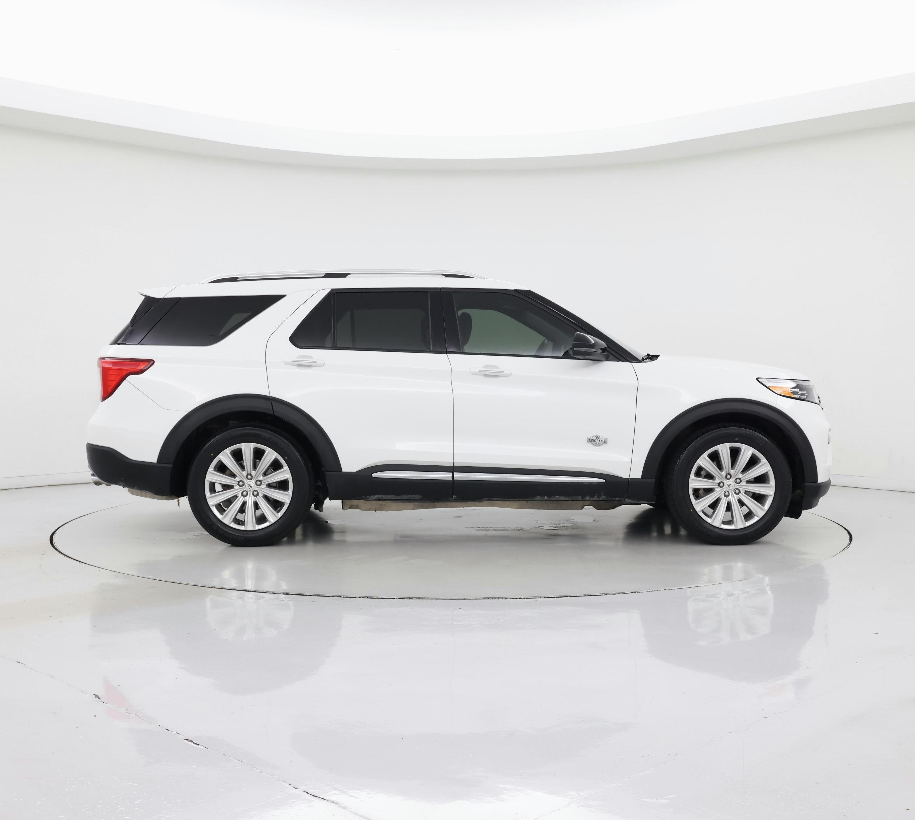 Thumbnail: 2022 Ford Explorer - 7
