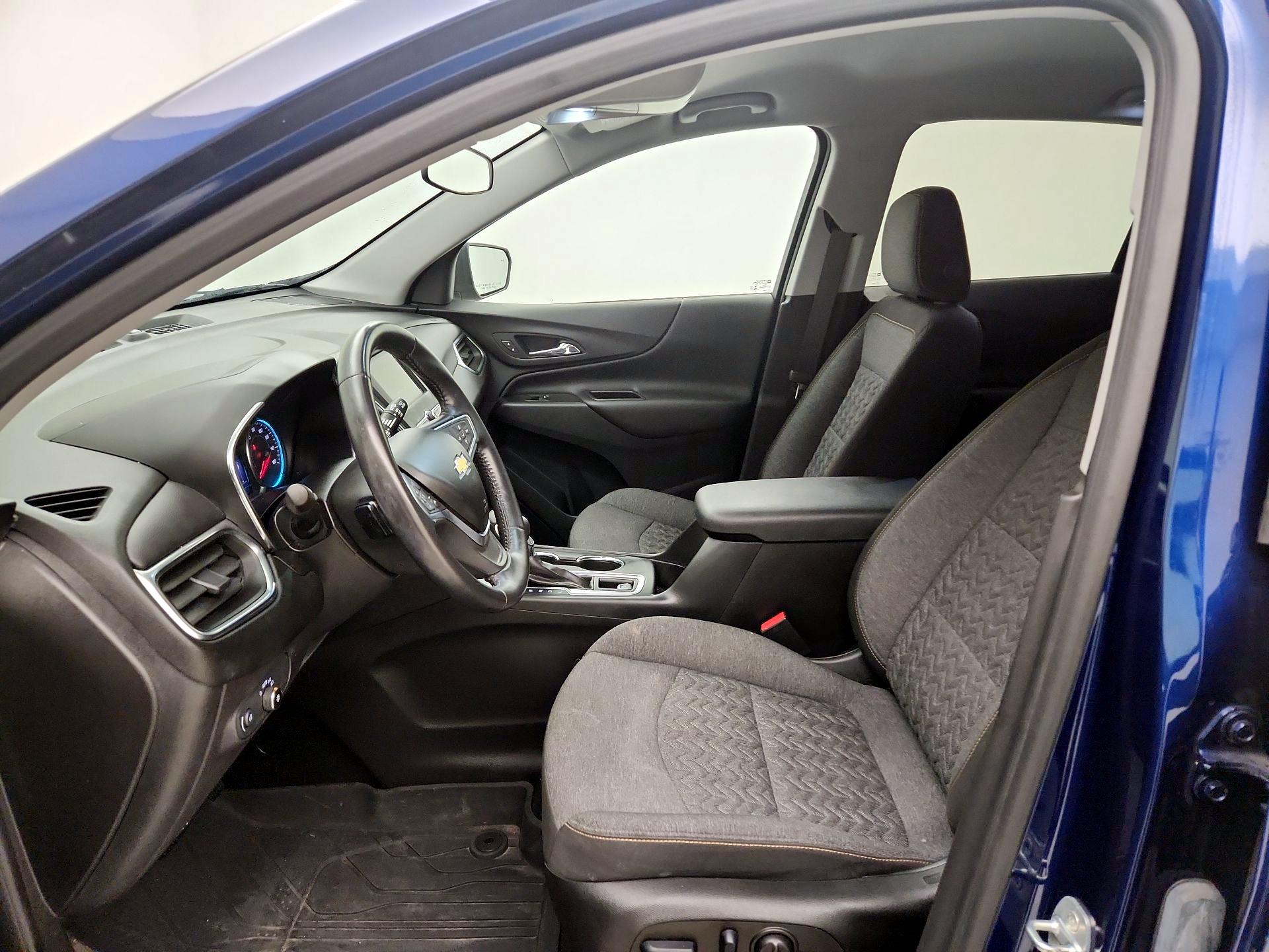 Thumbnail: 2022 Chevrolet Equinox - 11