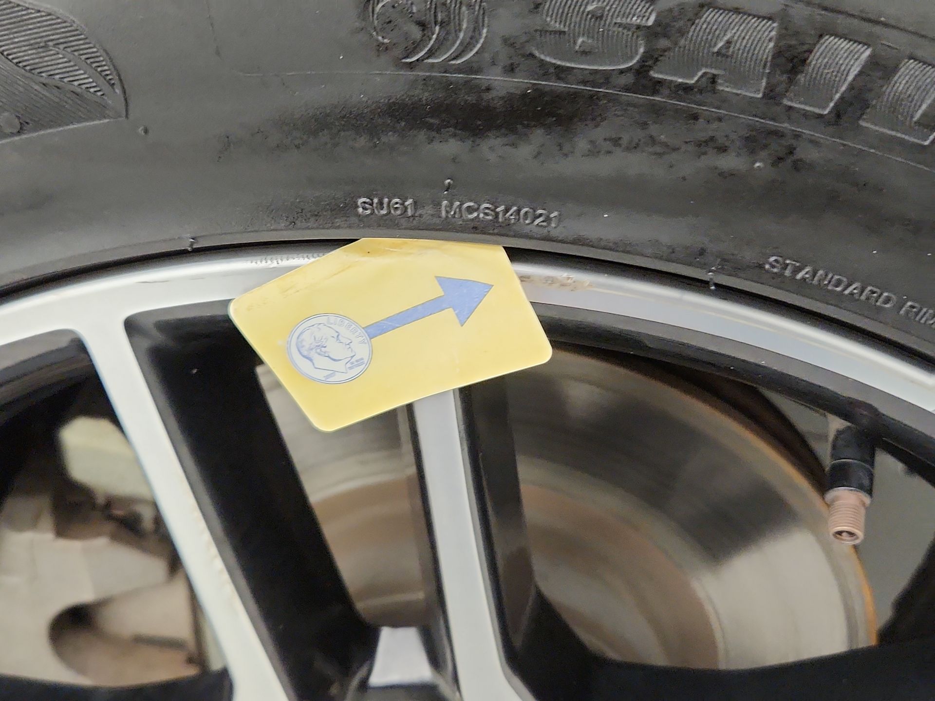 Thumbnail: 2023 Ford Mustang - 20