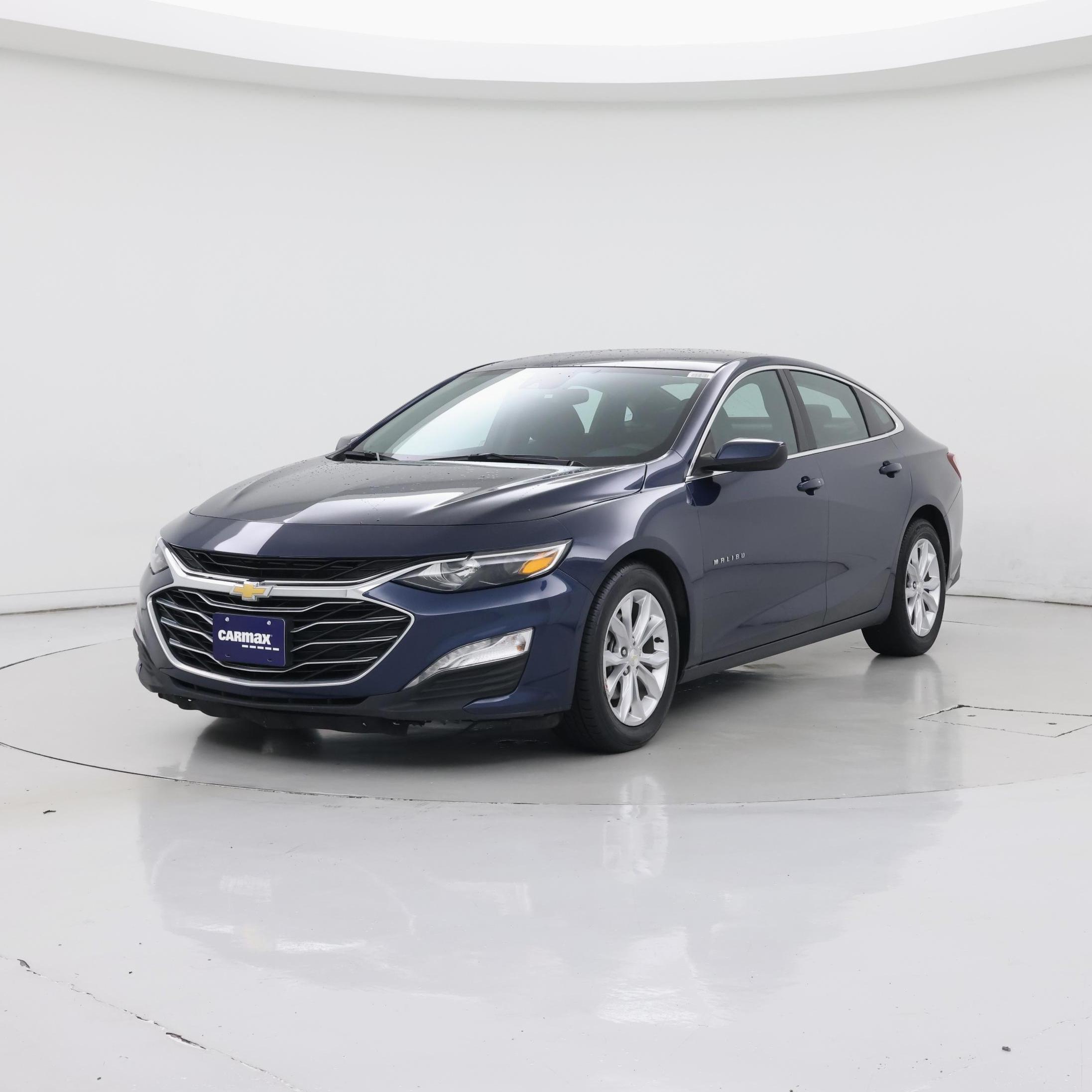 Thumbnail: 2021 Chevrolet Malibu - 4