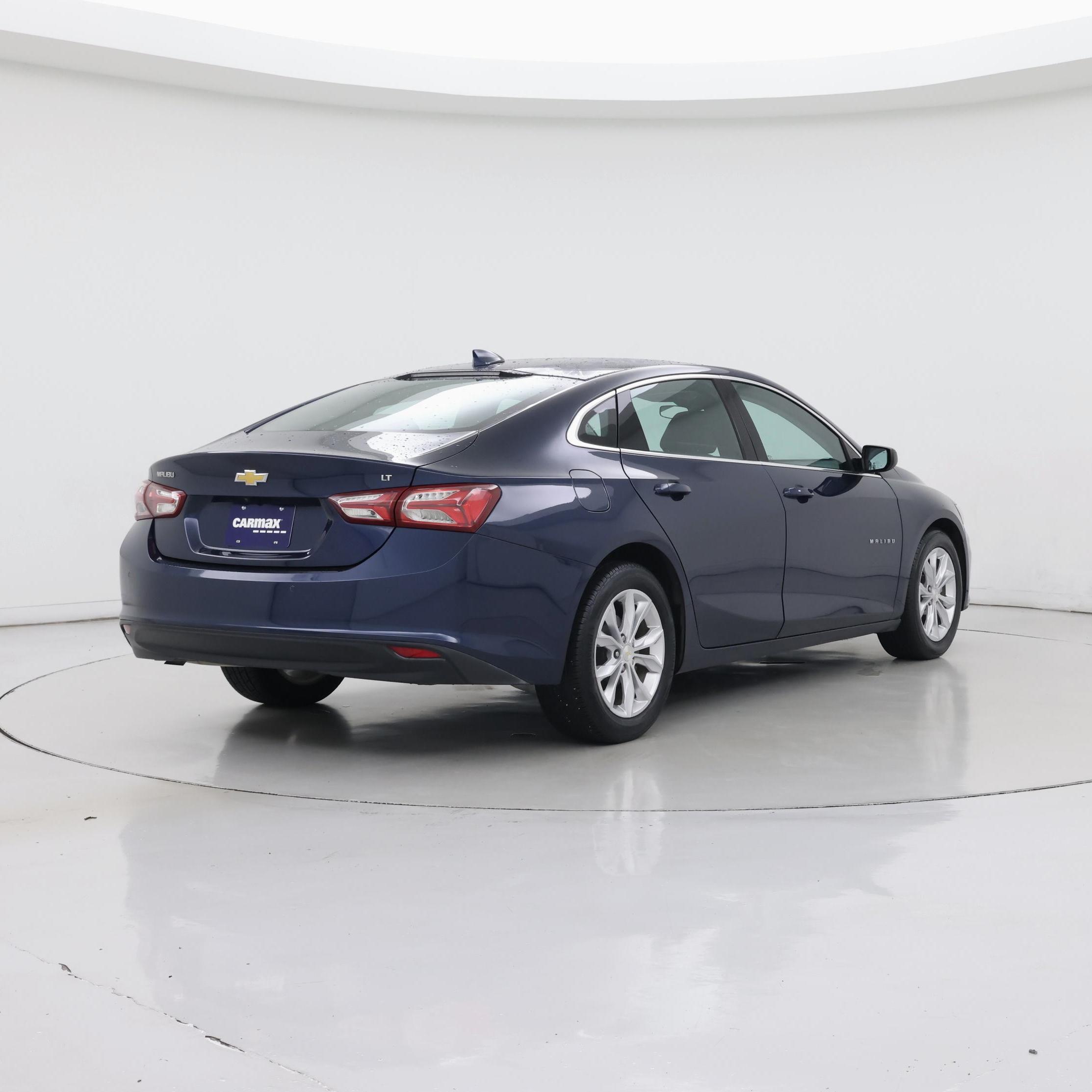 Thumbnail: 2021 Chevrolet Malibu - 8