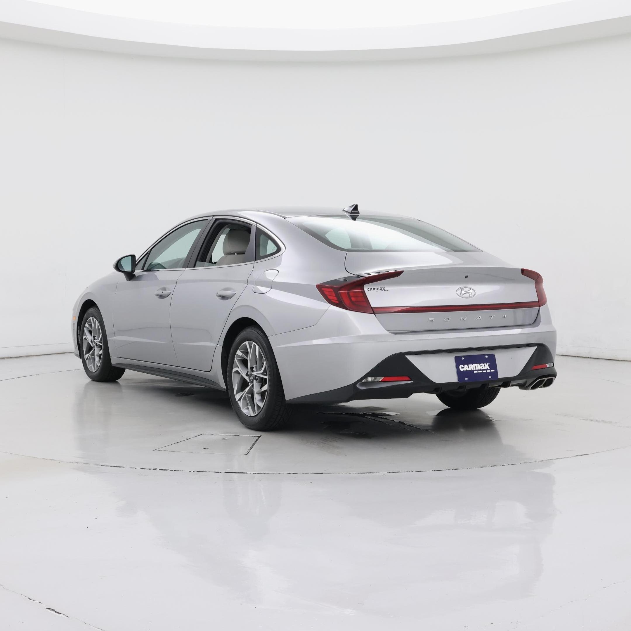 Thumbnail: 2023 Hyundai Sonata - 2