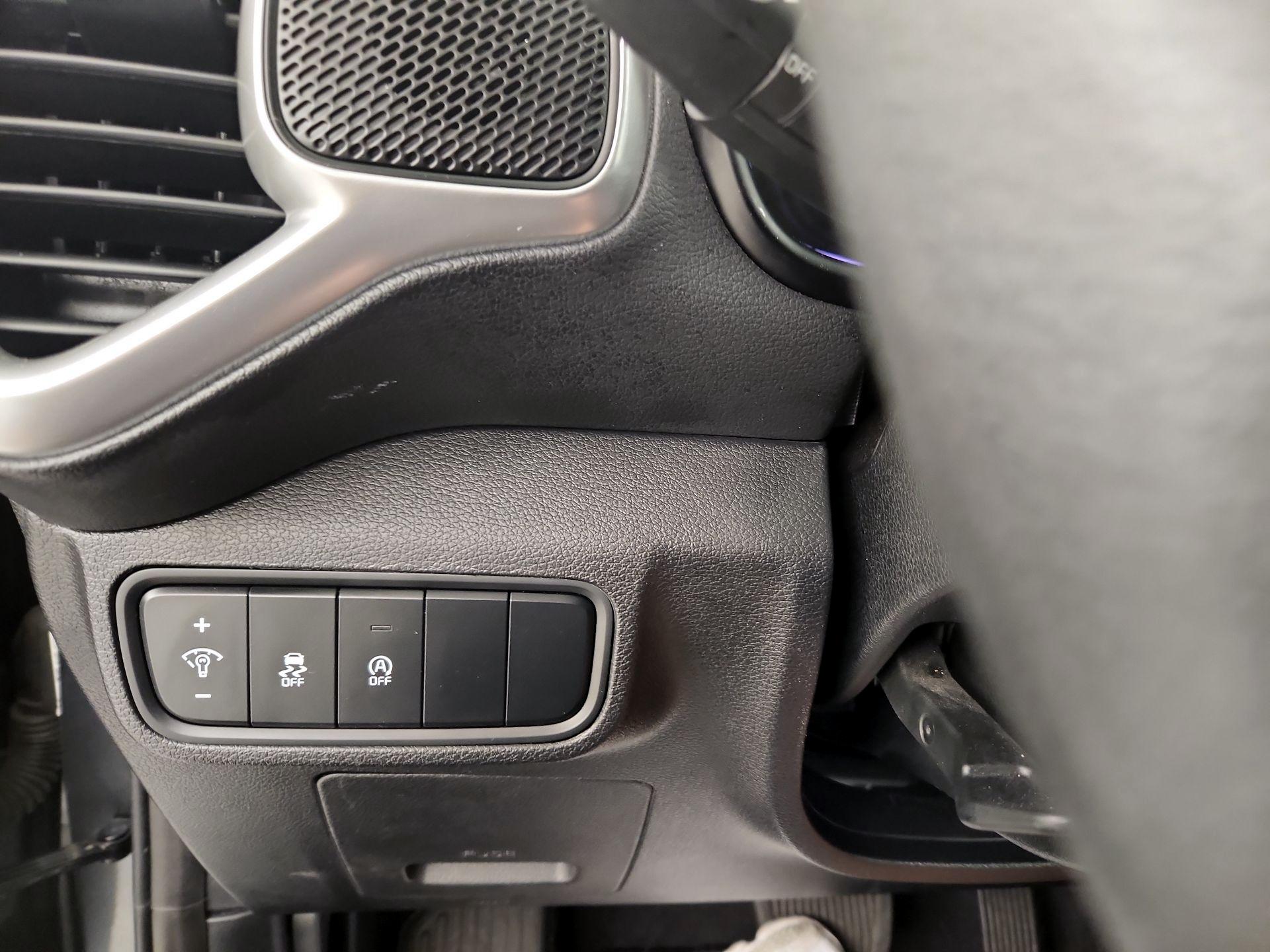 Thumbnail: 2023 Kia Soul - 13
