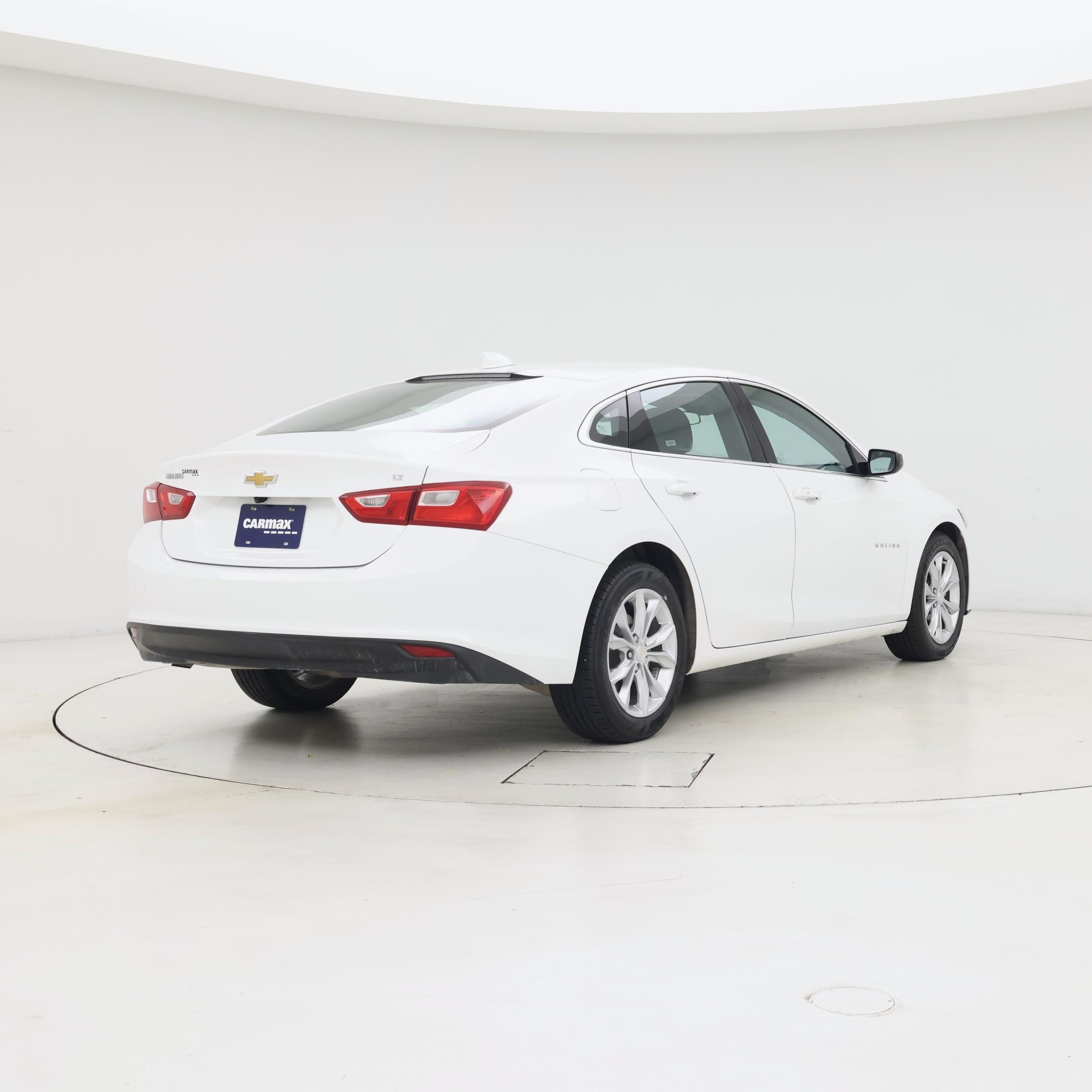Thumbnail: 2023 Chevrolet Malibu - 8