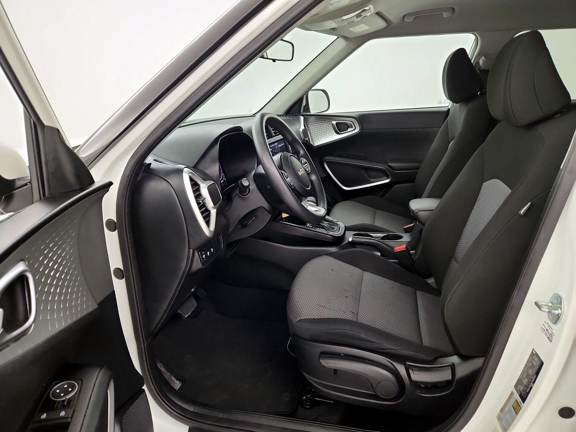 Thumbnail: 2023 Kia Soul - 11