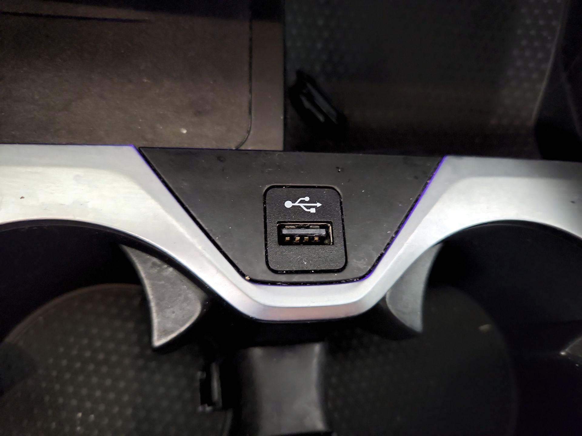 Thumbnail: 2022 BMW X7 - 19