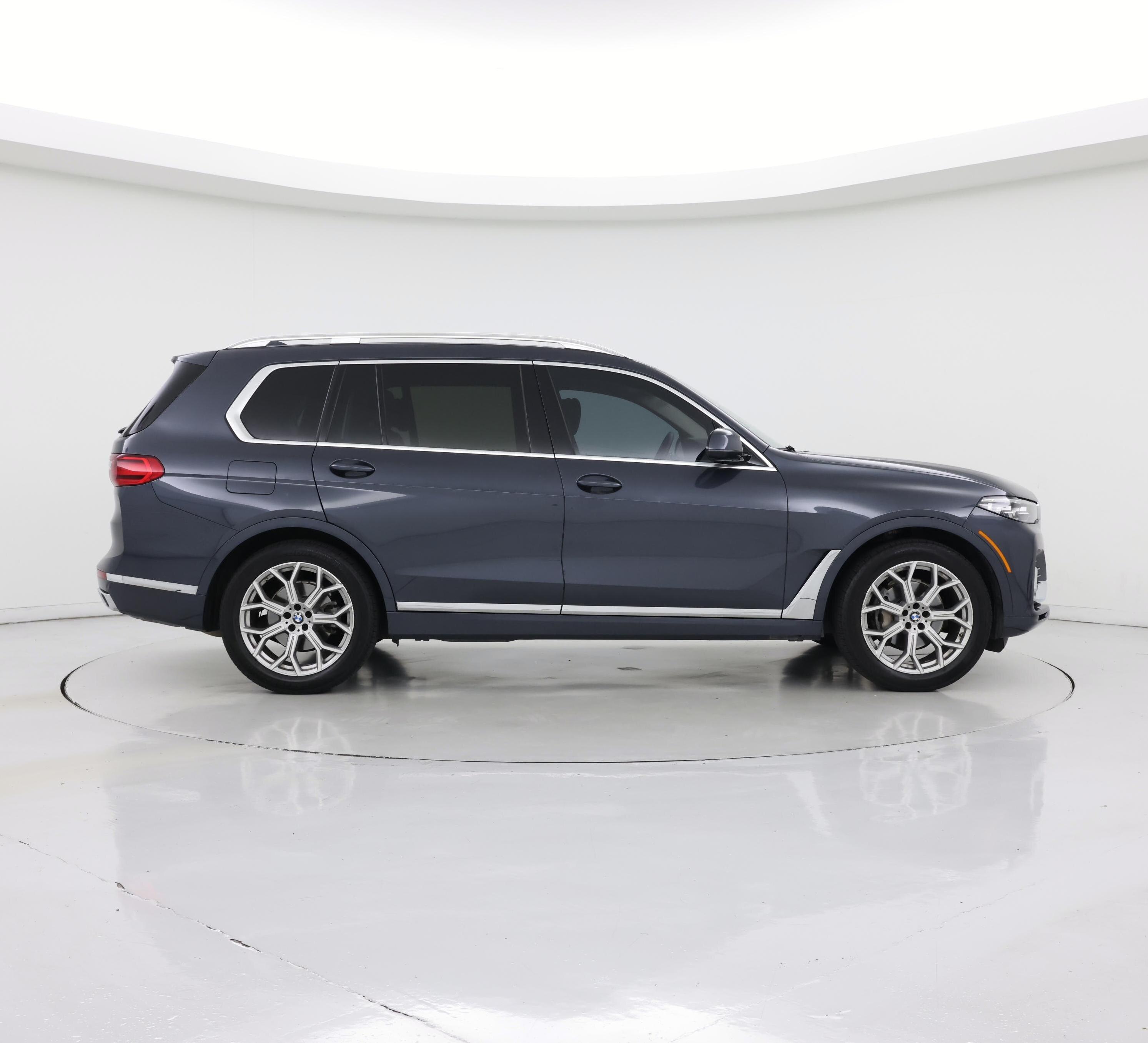 Thumbnail: 2022 BMW X7 - 7