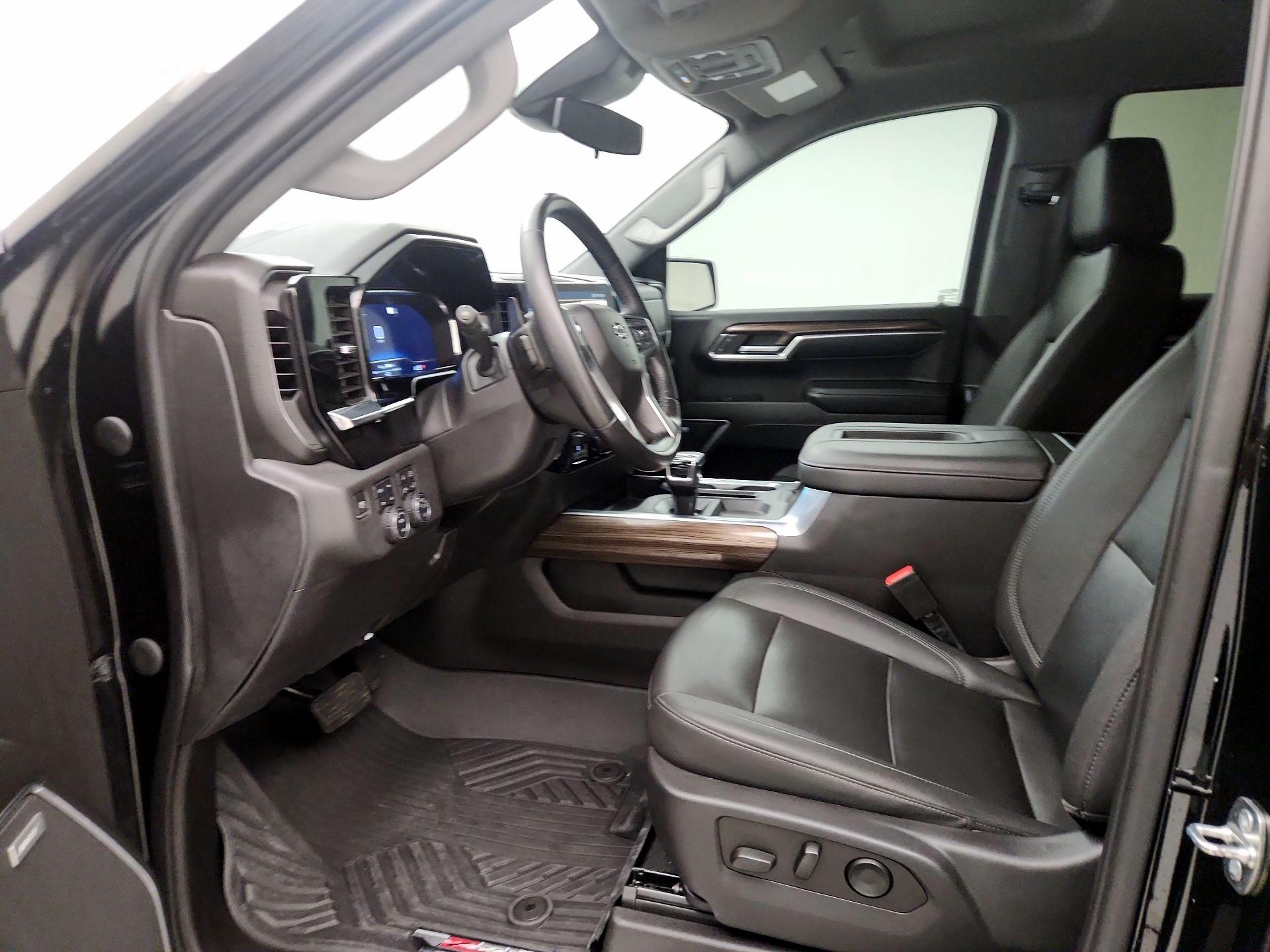 Thumbnail: 2022 Chevrolet Silverado 1500 - 11