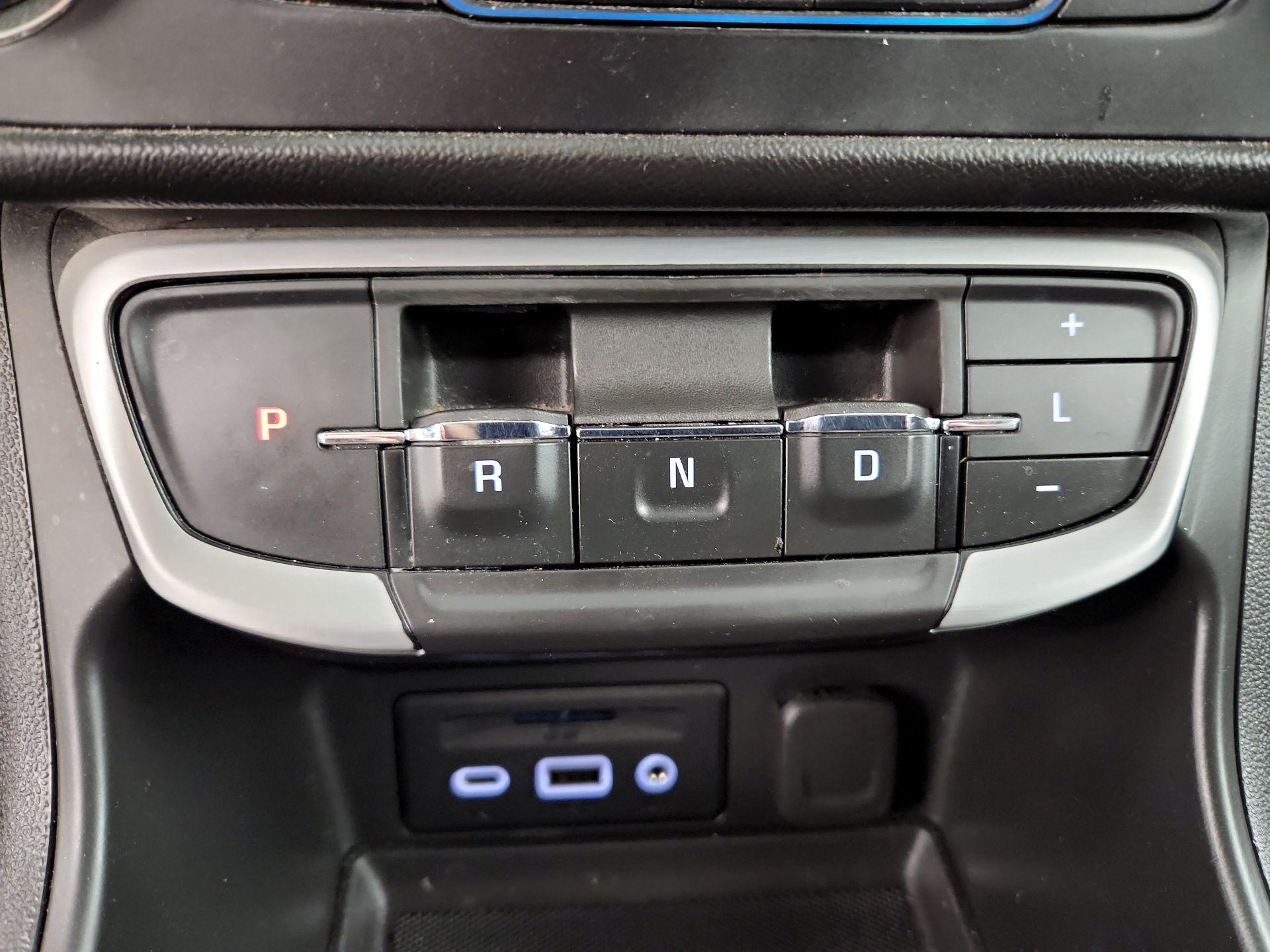 Thumbnail: 2022 GMC Terrain - 17