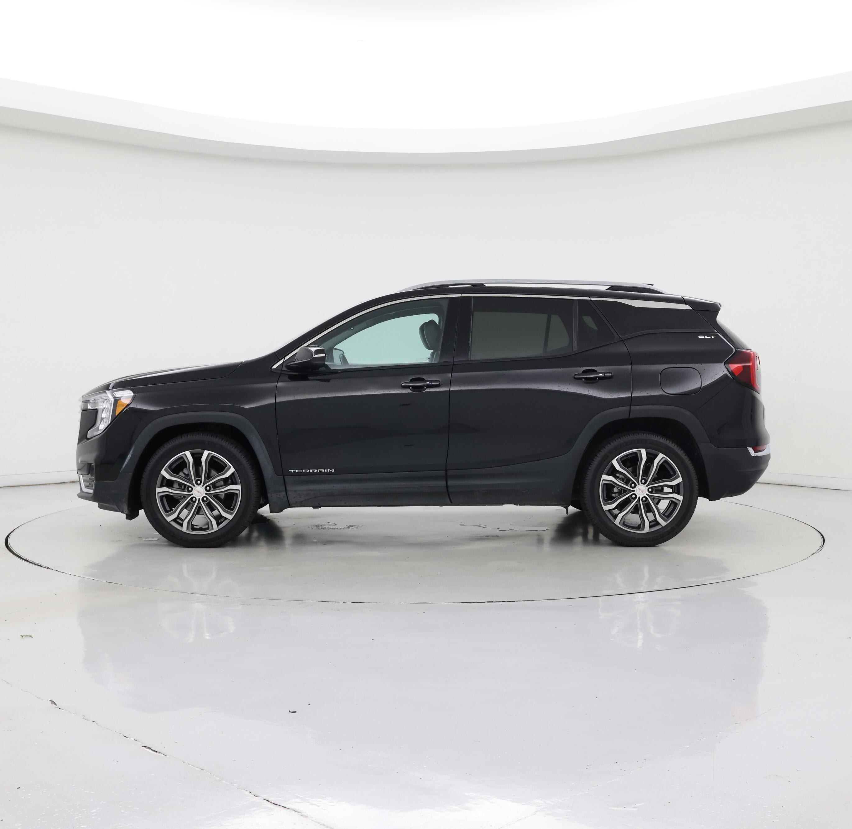 Thumbnail: 2022 GMC Terrain - 3