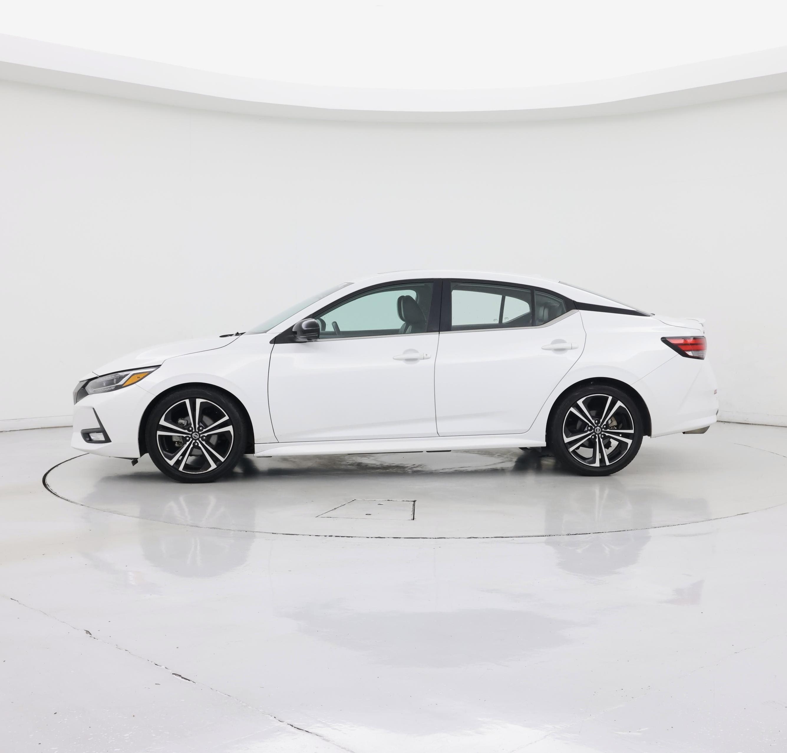 Thumbnail: 2023 Nissan Sentra - 3