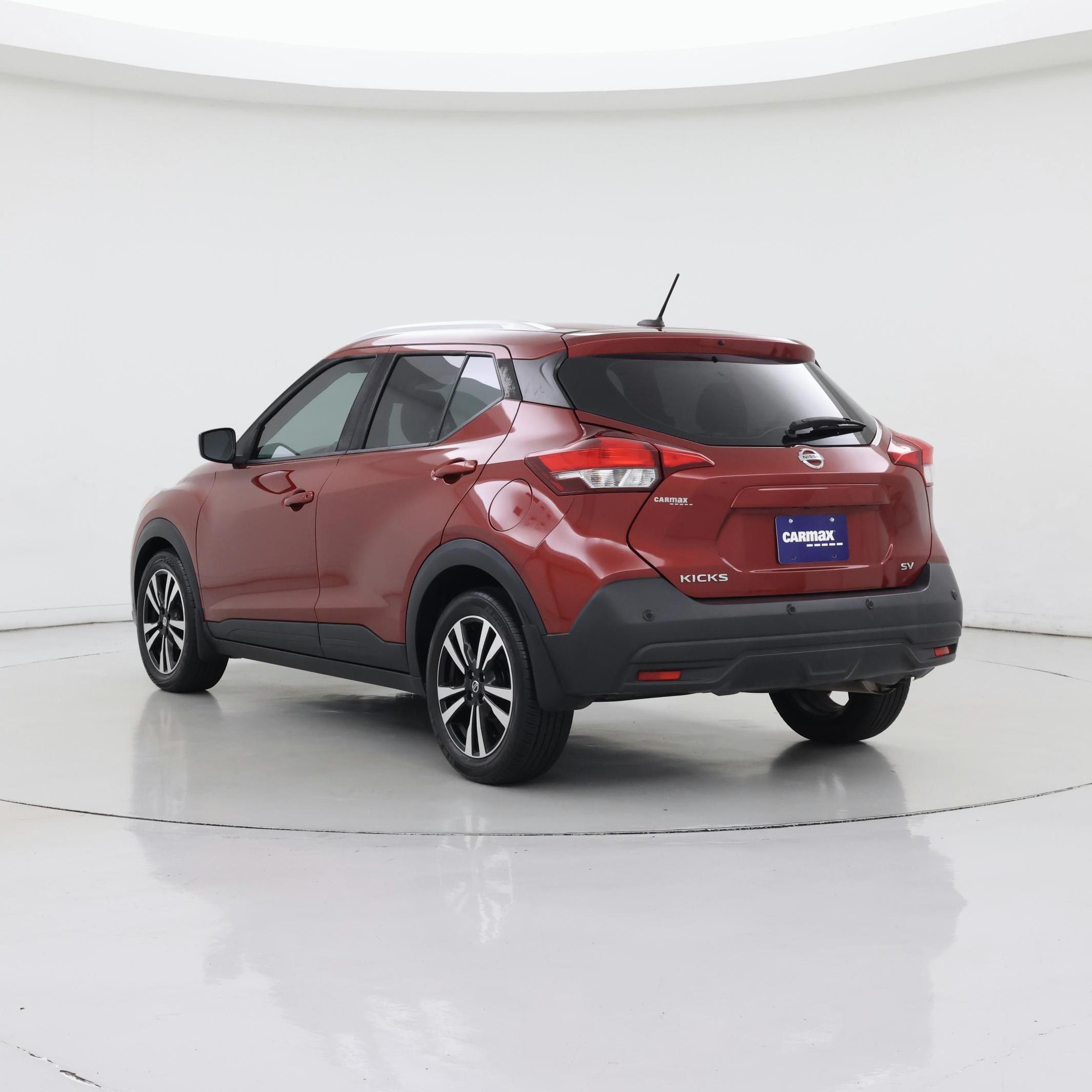 Thumbnail: 2020 Nissan Kicks - 2