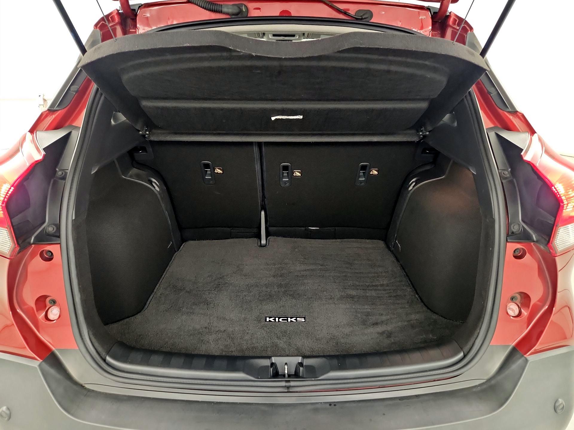 Thumbnail: 2020 Nissan Kicks - 20