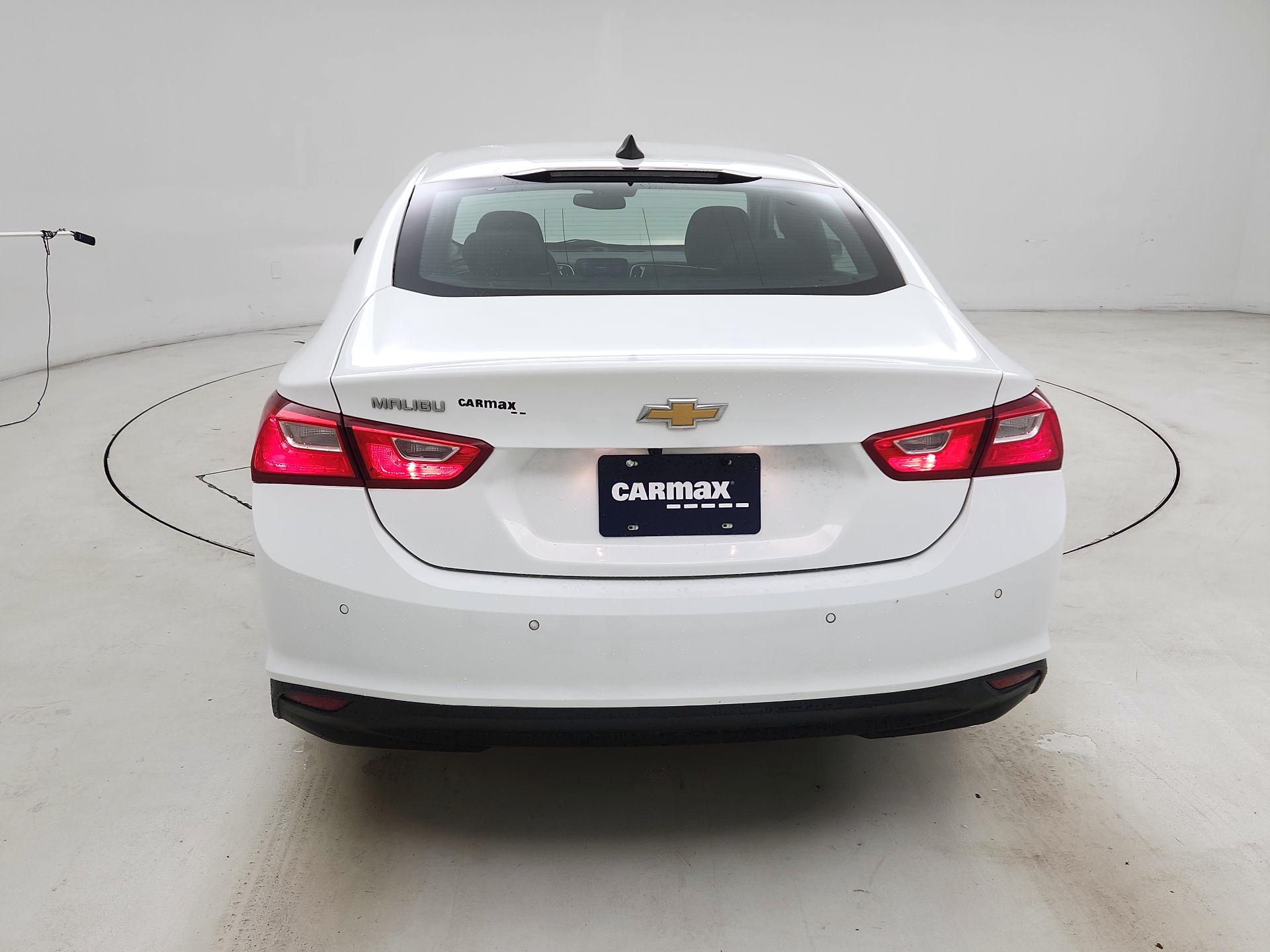 Thumbnail: 2020 Chevrolet Malibu - 6