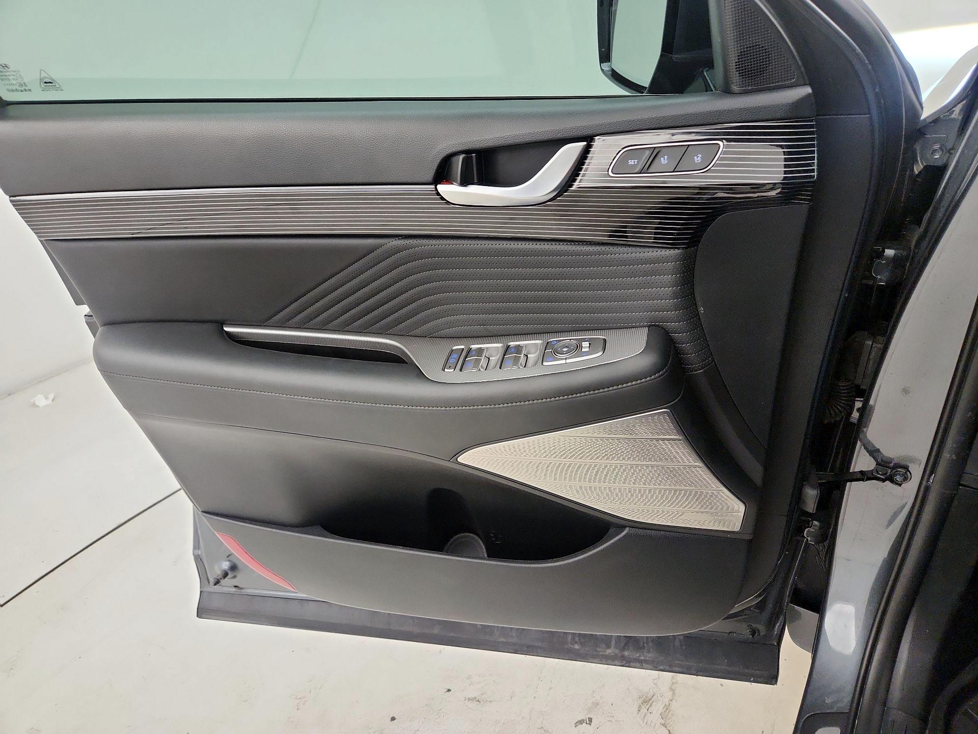 Thumbnail: 2023 Hyundai Palisade - 12