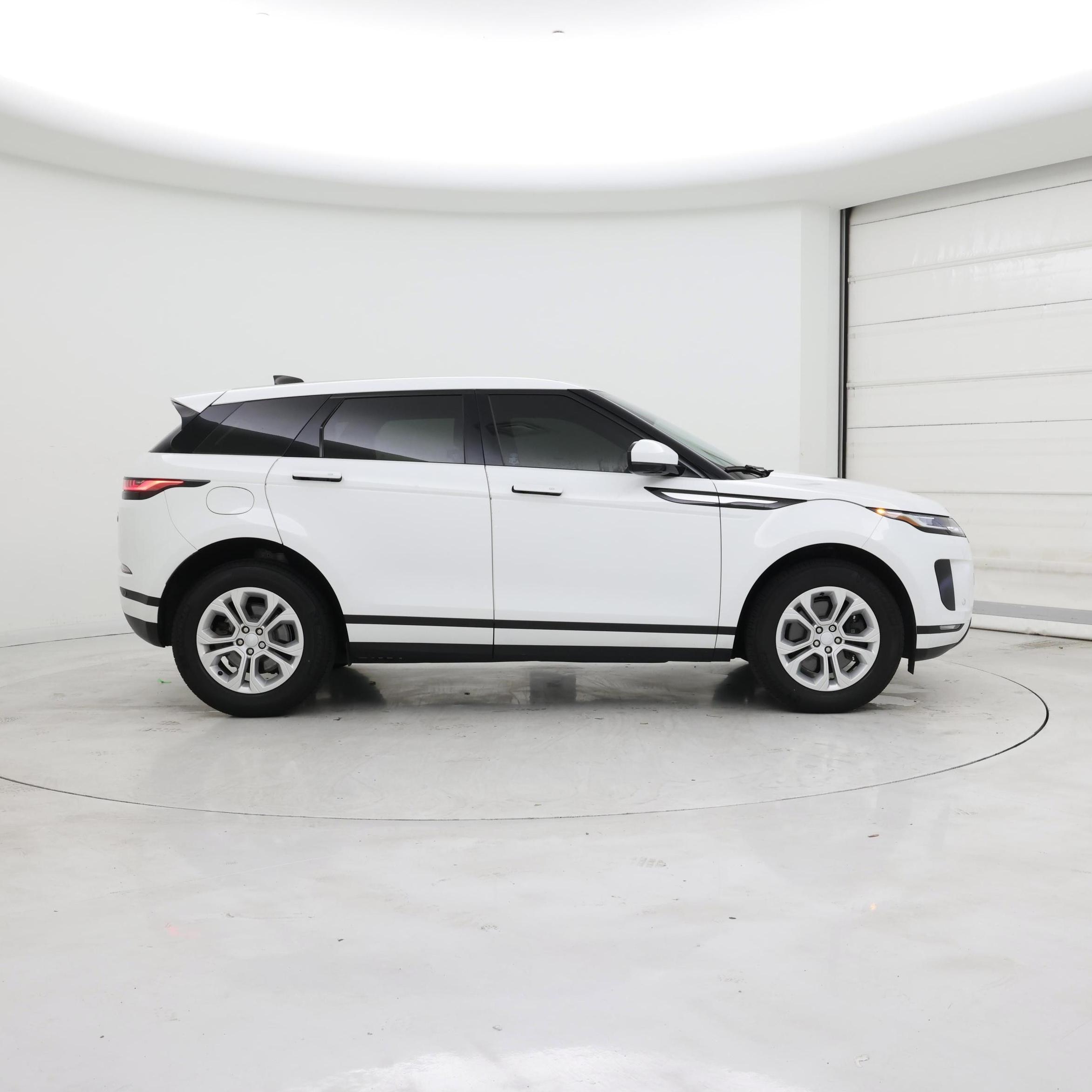 Thumbnail: 2023 Land Rover Range Rover Evoque - 7