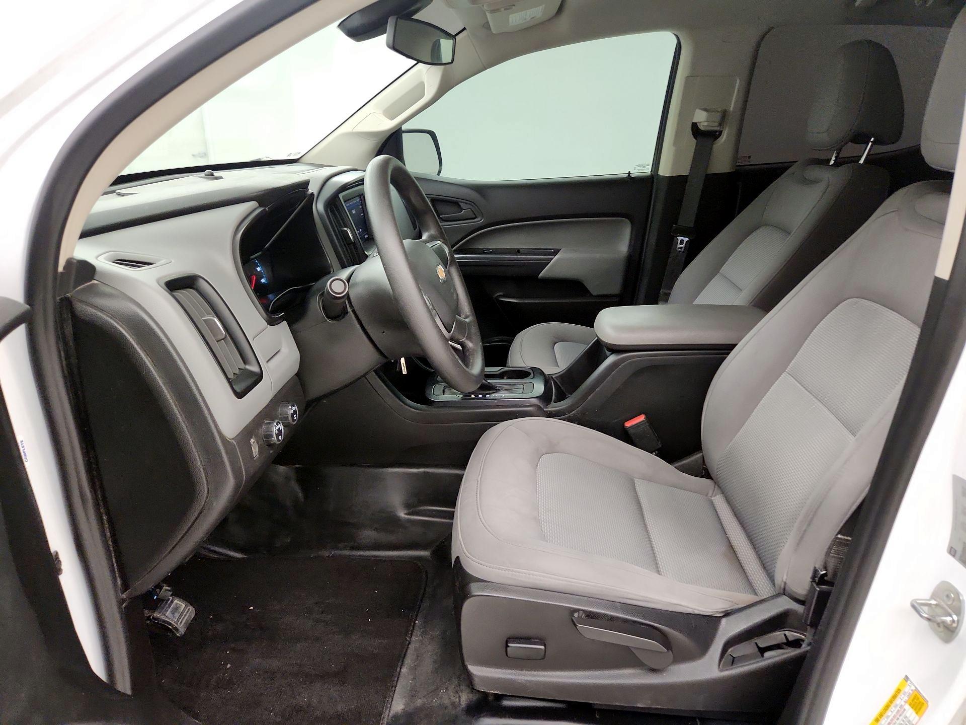 Thumbnail: 2022 Chevrolet Colorado - 9