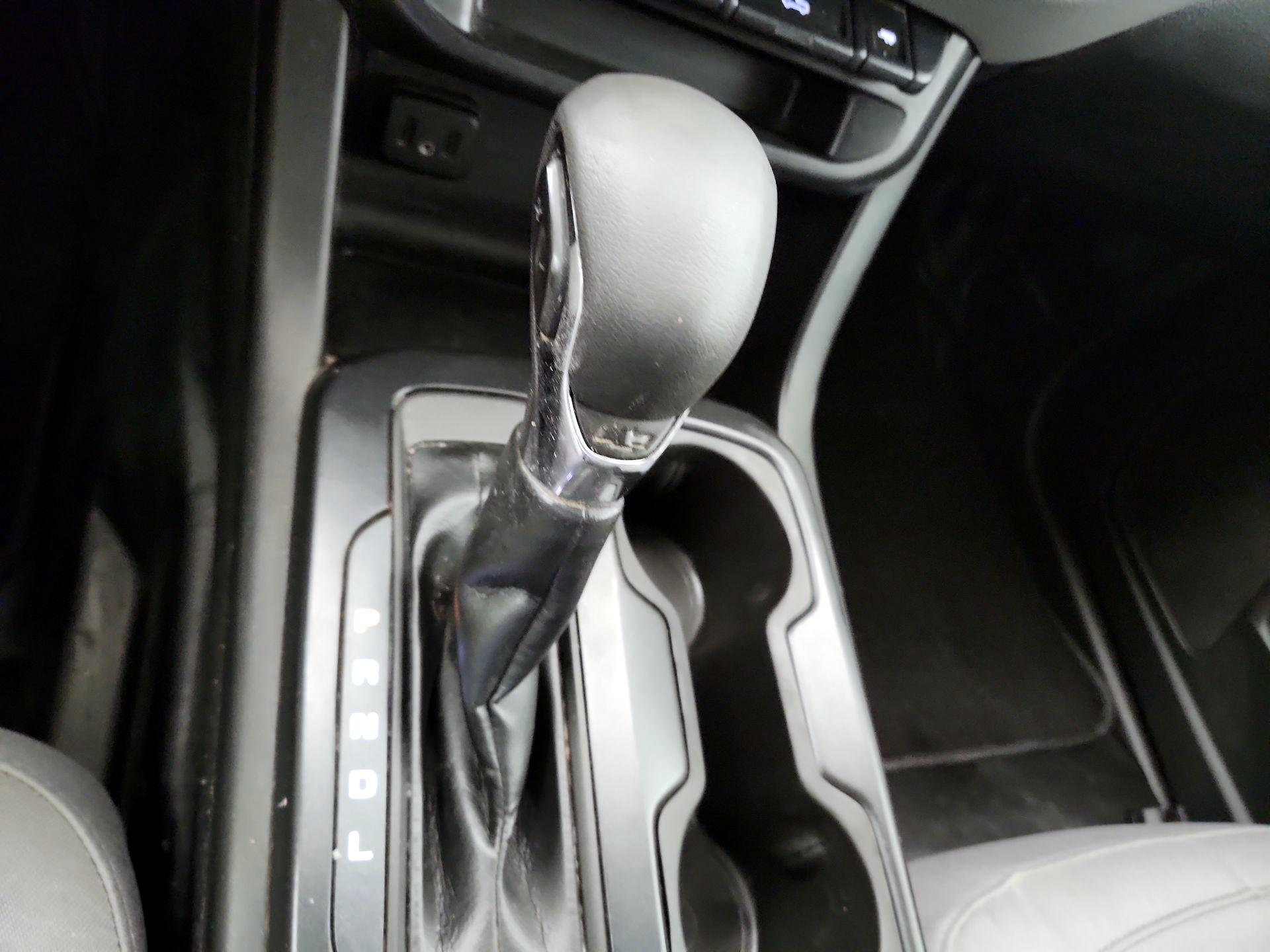 Thumbnail: 2022 Chevrolet Colorado - 15