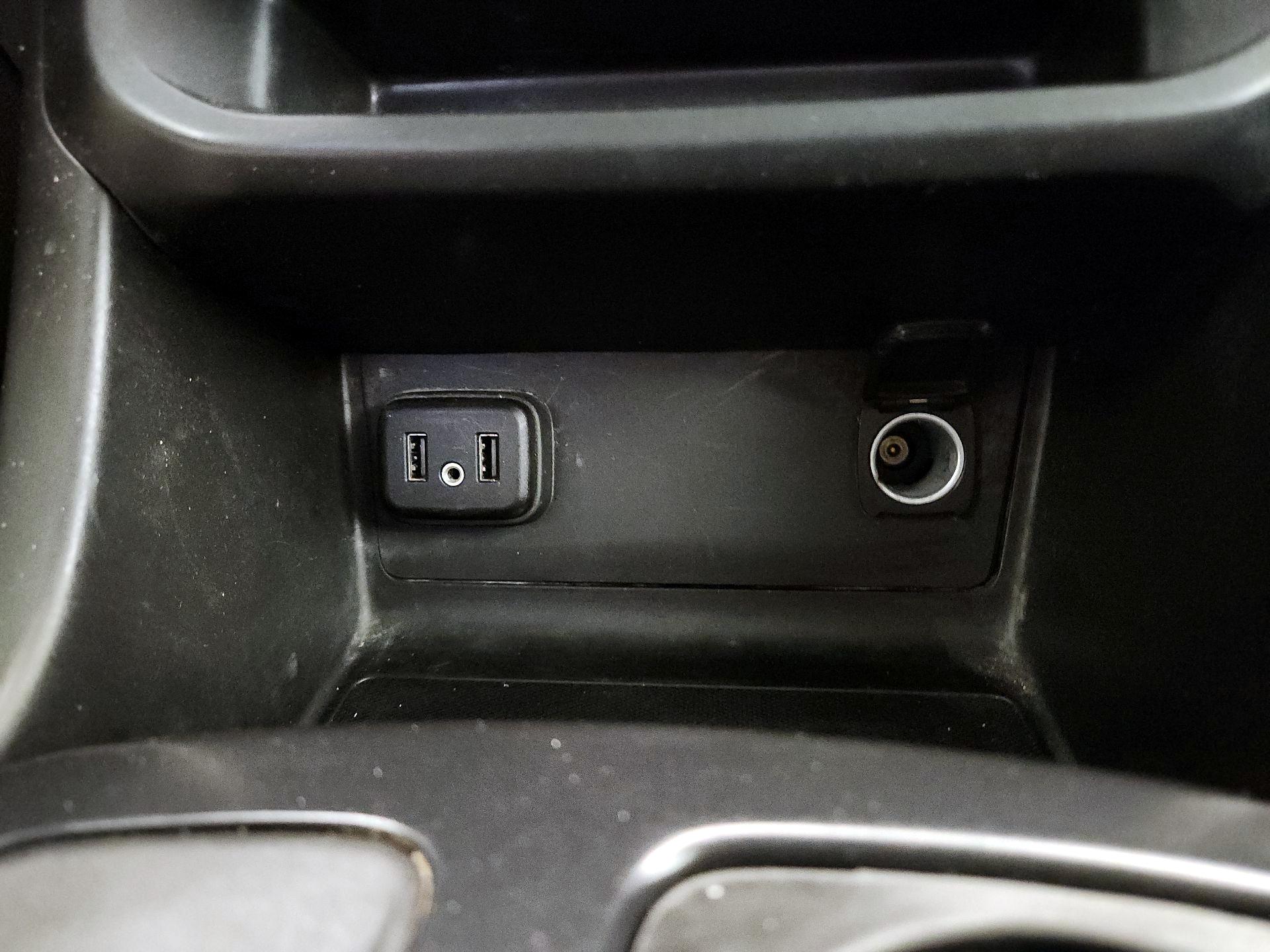 Thumbnail: 2022 Chevrolet Colorado - 16