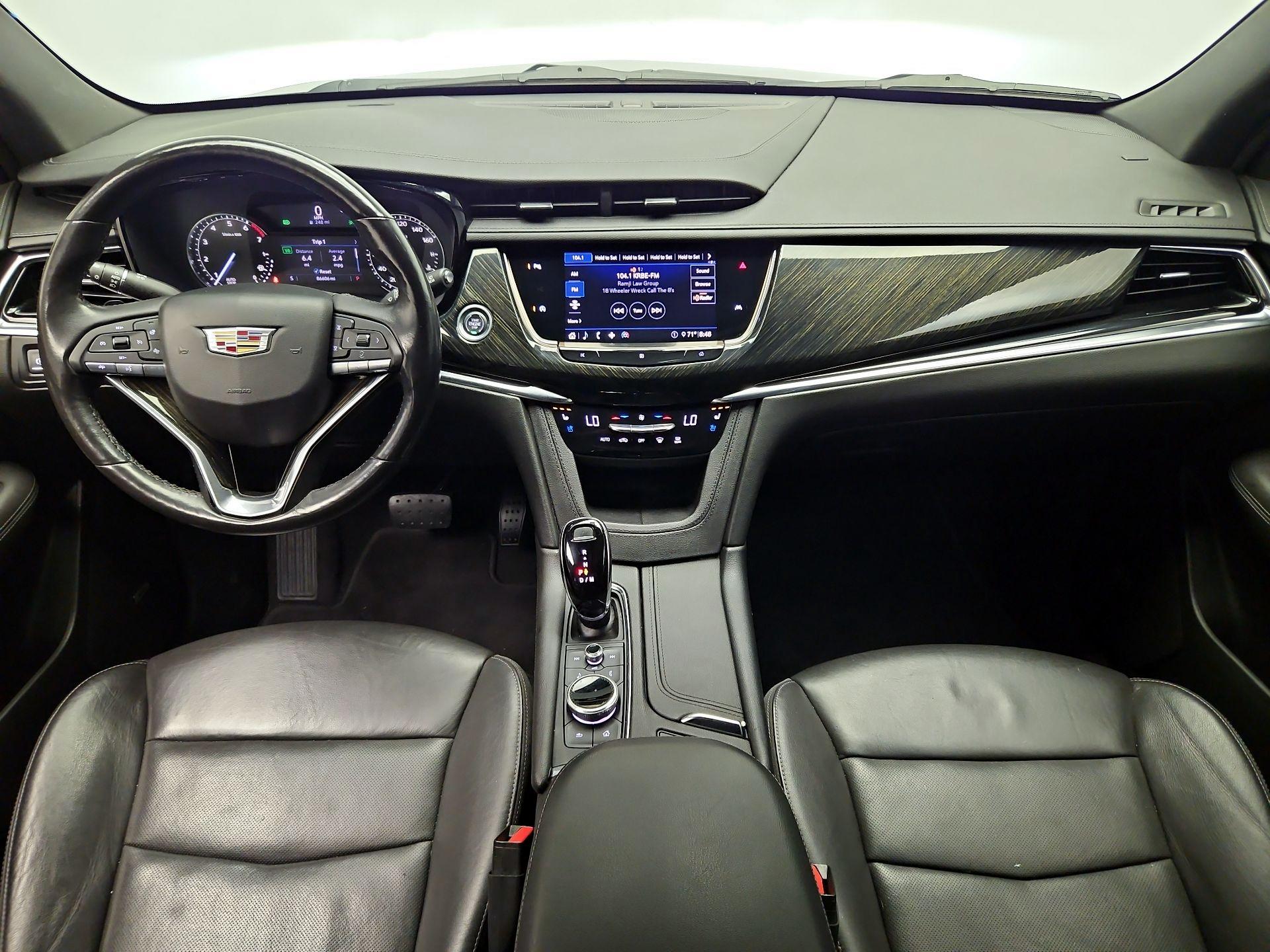 Thumbnail: 2020 Cadillac XT6 - 9