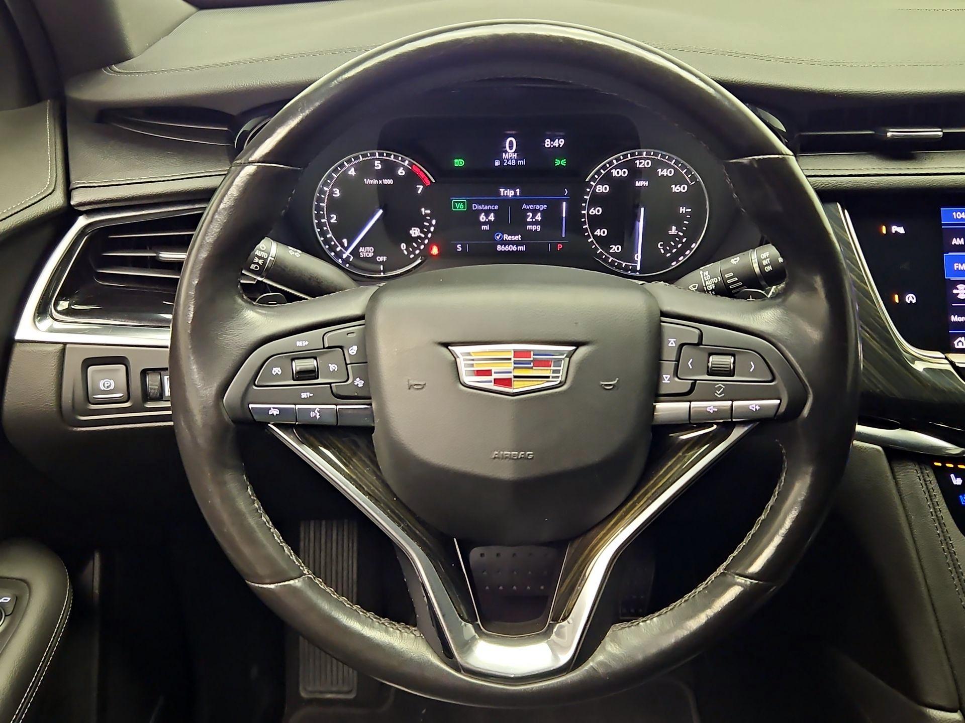 Thumbnail: 2020 Cadillac XT6 - 10