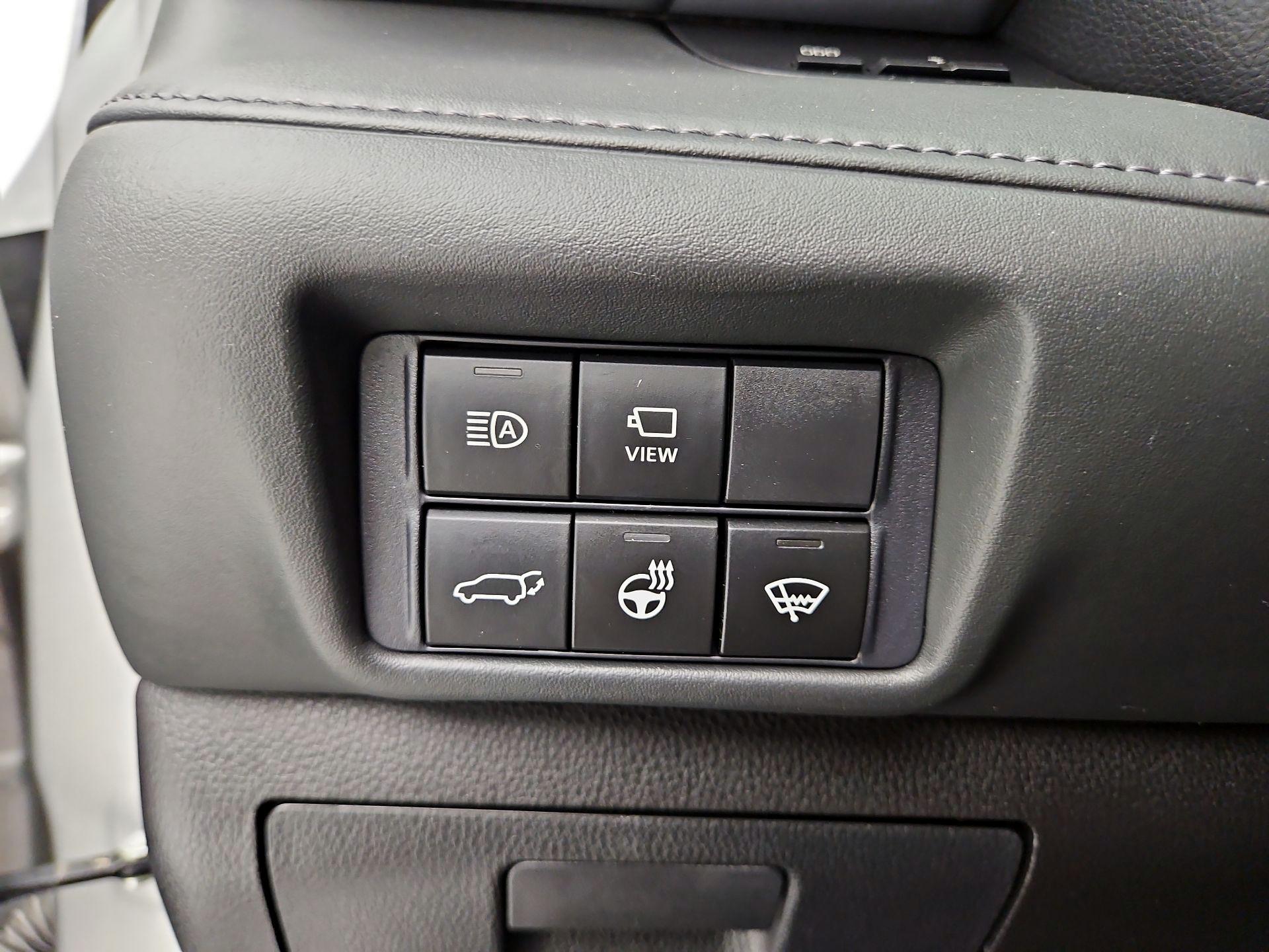 Thumbnail: 2021 Toyota Highlander - 13