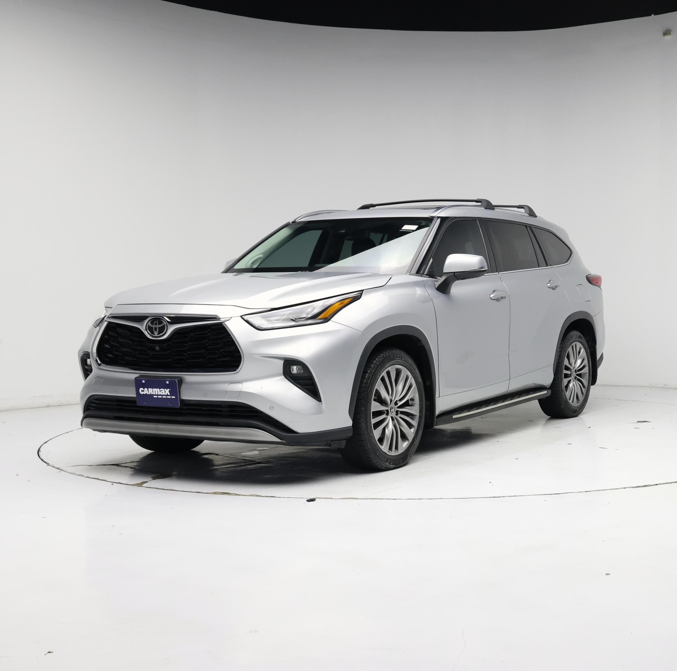 Thumbnail: 2021 Toyota Highlander - 4