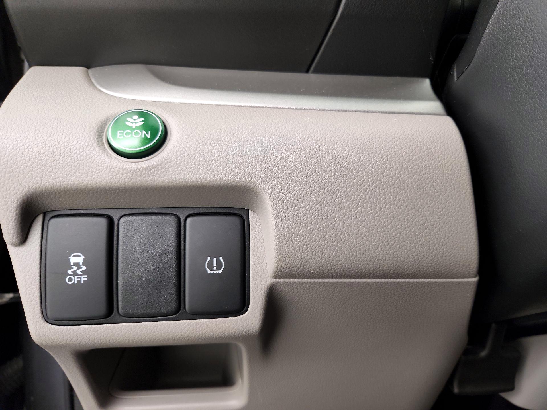 Thumbnail: 2014 Honda CR-V - 13